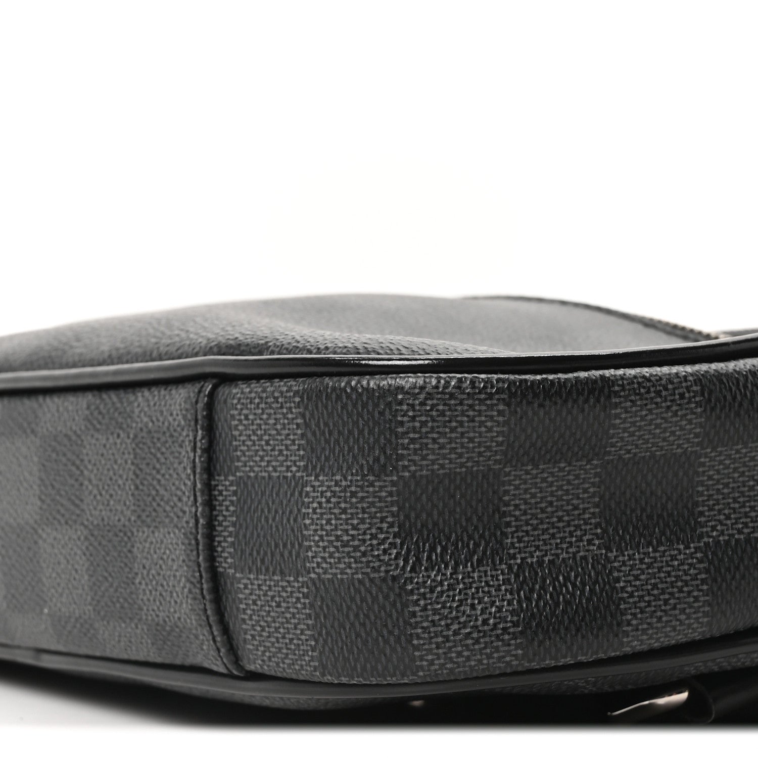 Damier Graphite Ambler