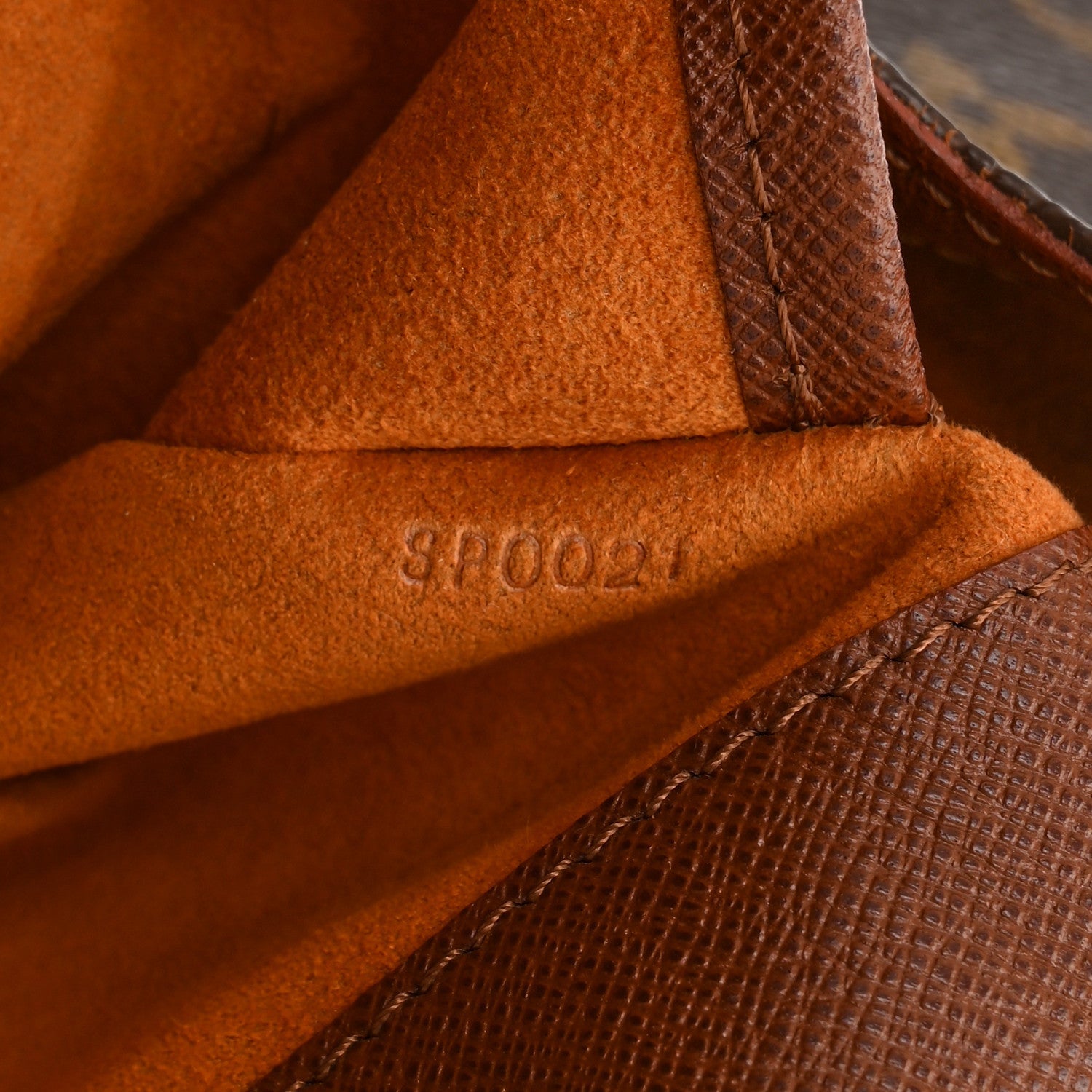 Monogram Musette Tango