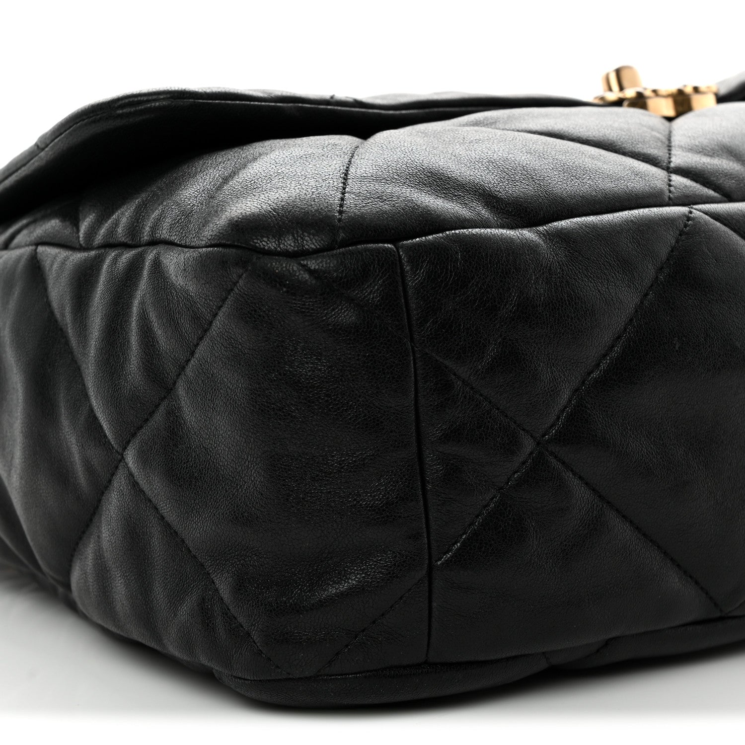 Goatskin Quilted Maxi Chanel 19 Flap Black
