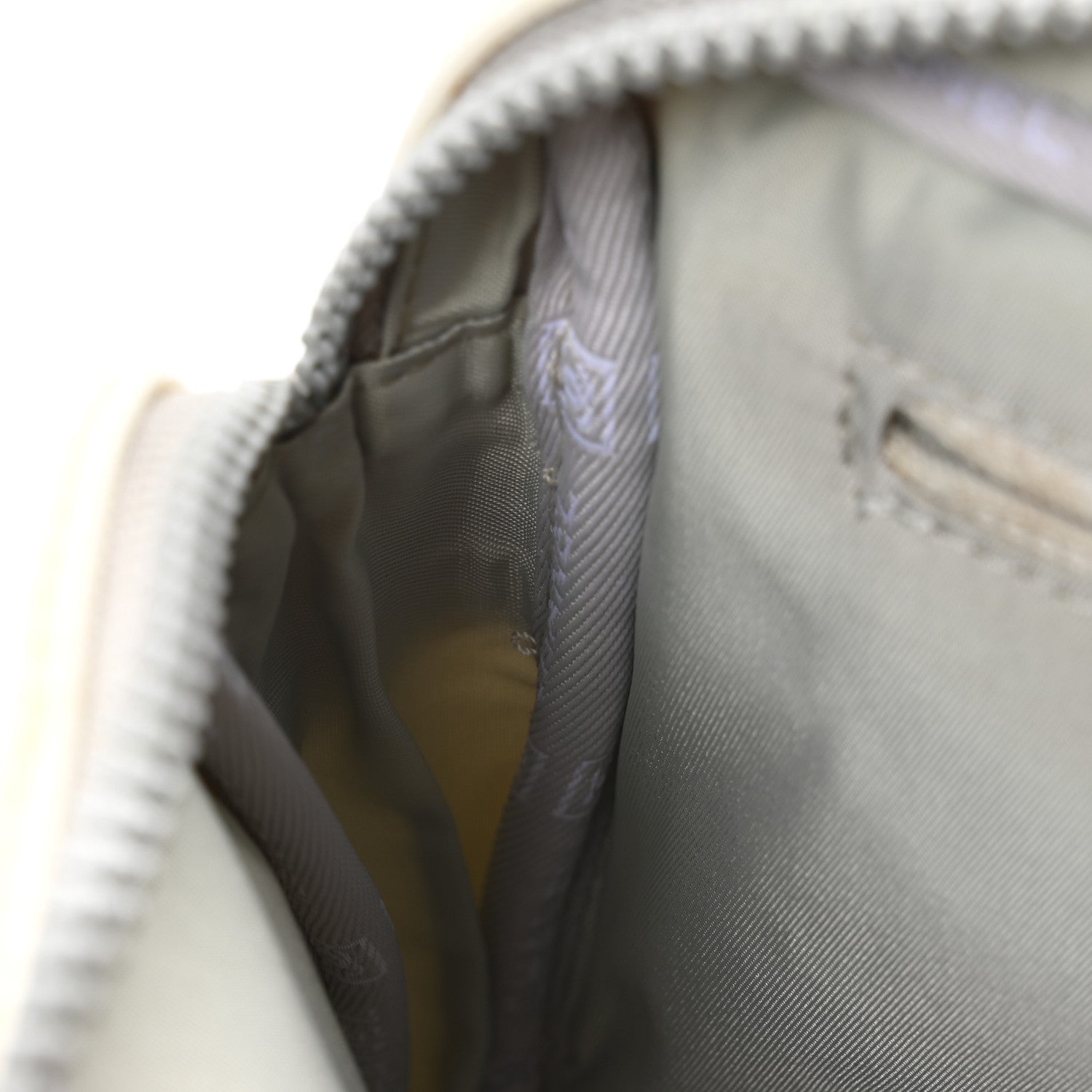 Canvas Quilted Sport Camellia Flap White