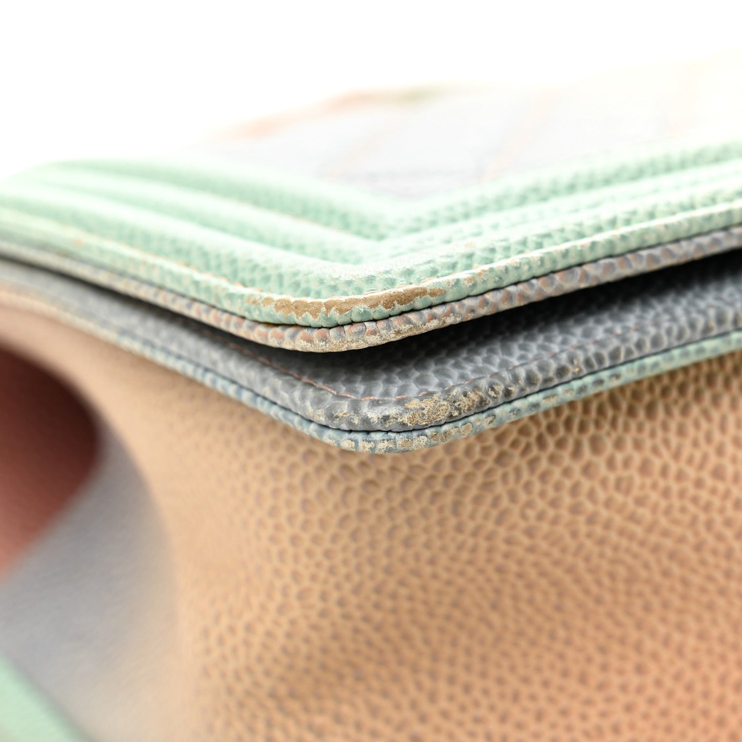 Caviar Quilted Medium Cuba Rainbow Boy Flap Pink Multicolor
