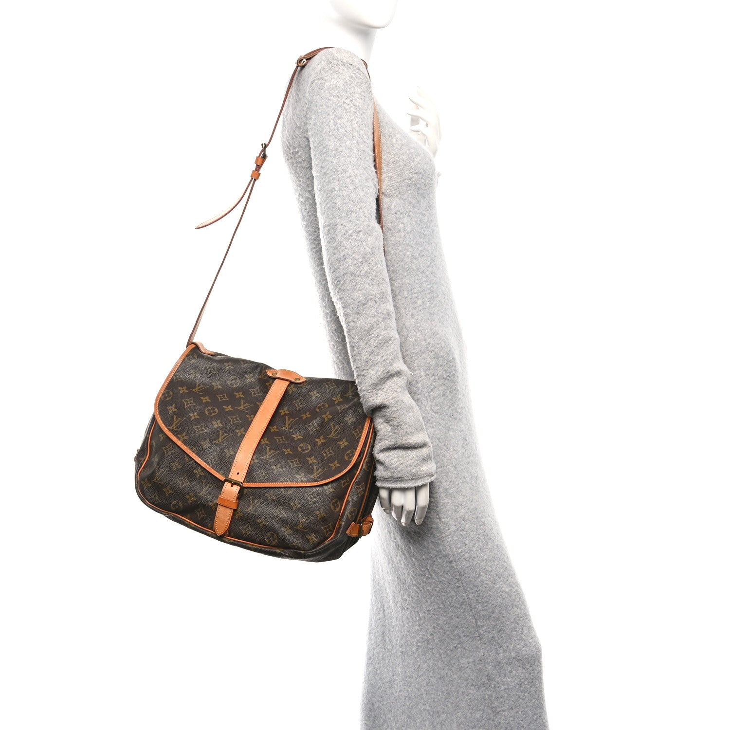 Monogram Saumur 35