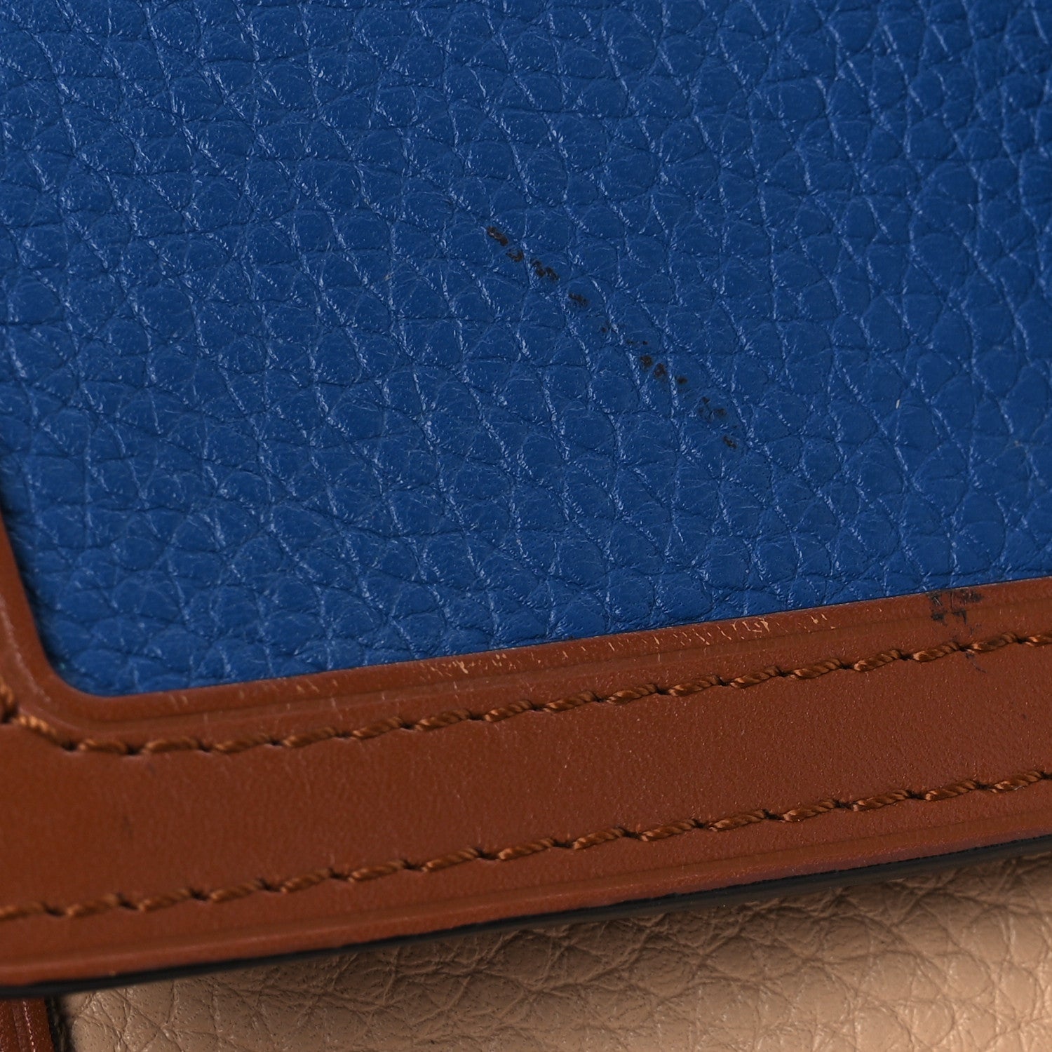 Taurillon Dauphine MM Blue Beige