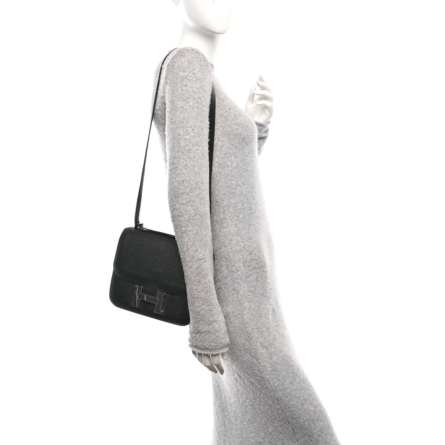 Epsom Constance 24 Black
