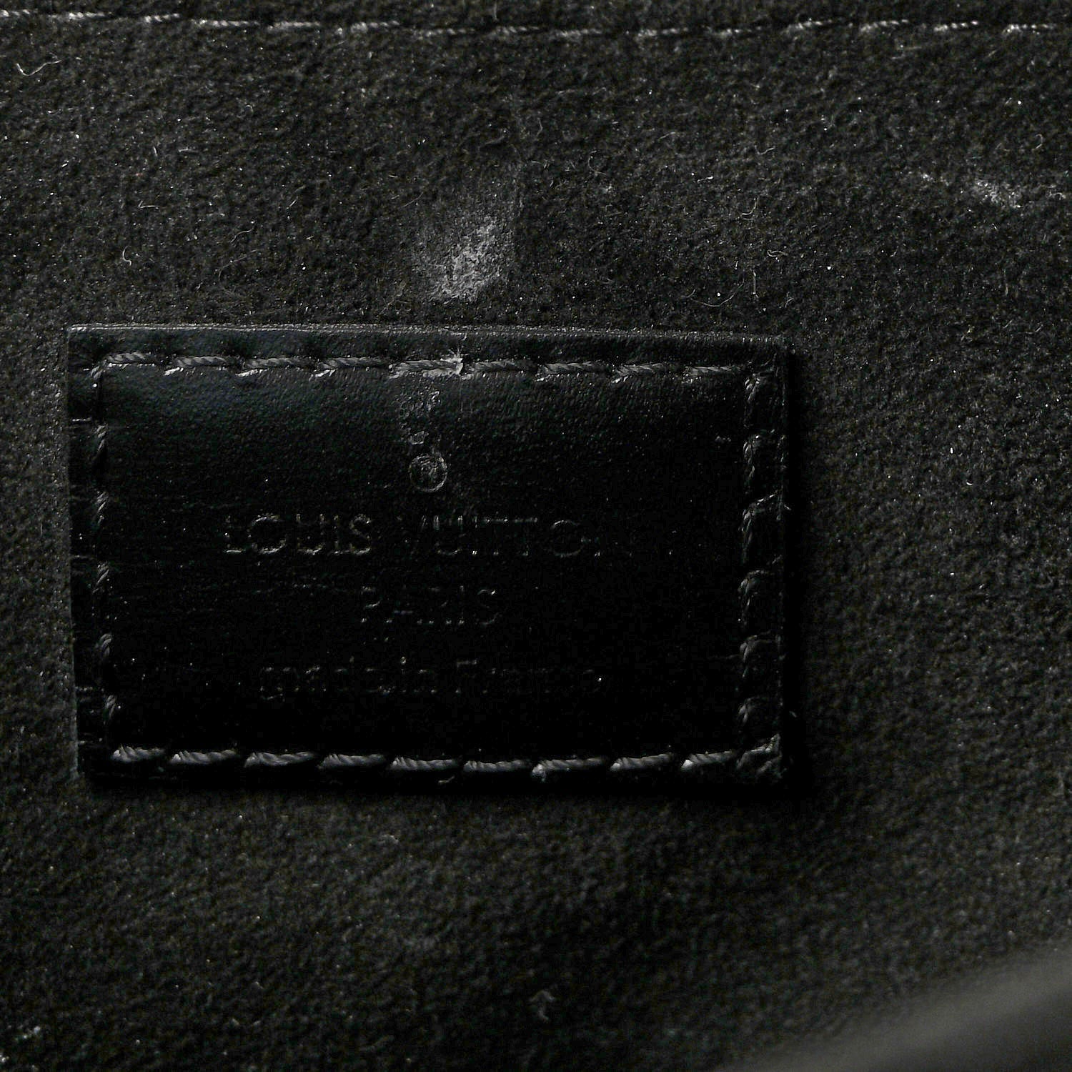 Reverse Monogram Pochette Metis