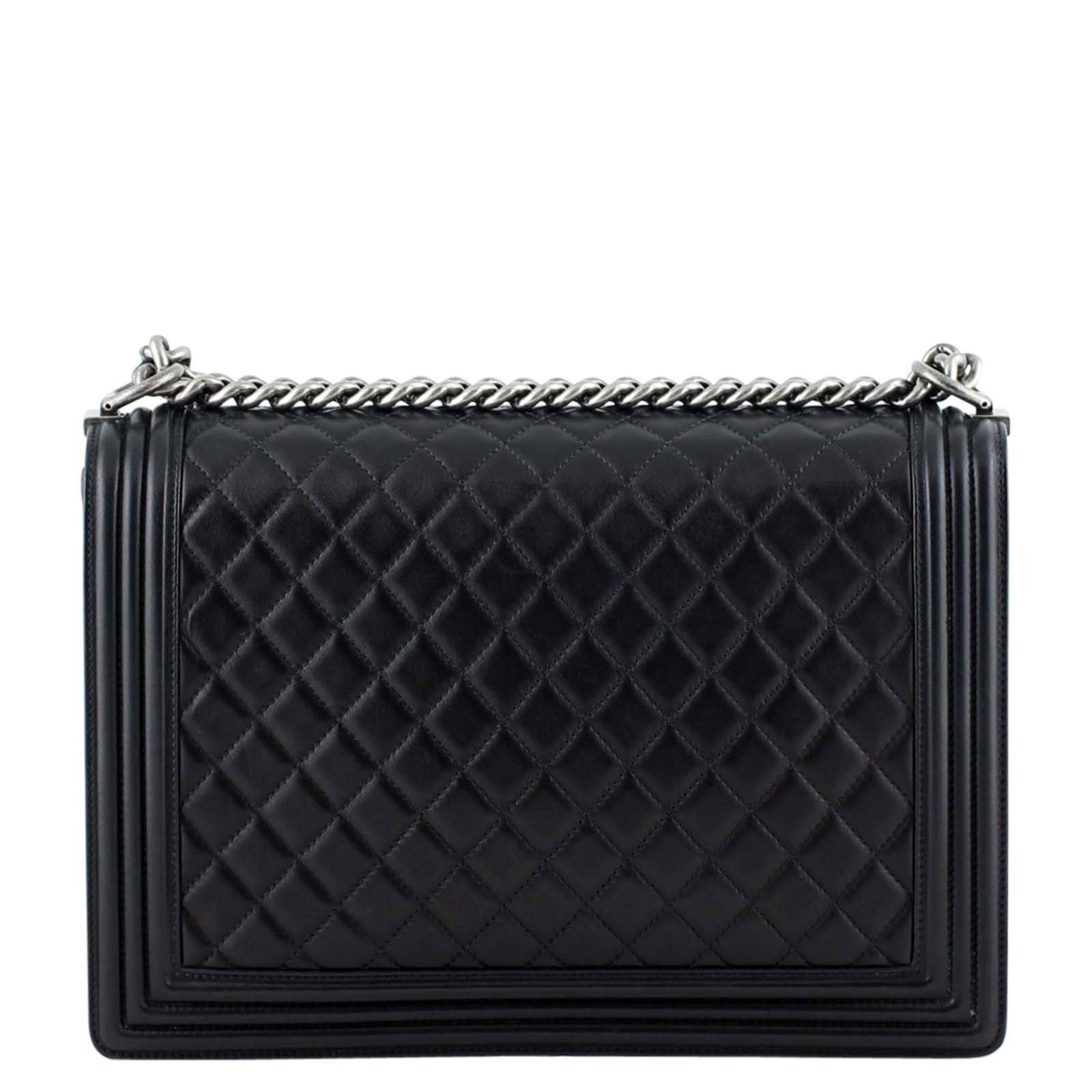 Chanel Boy Large | 16 Series