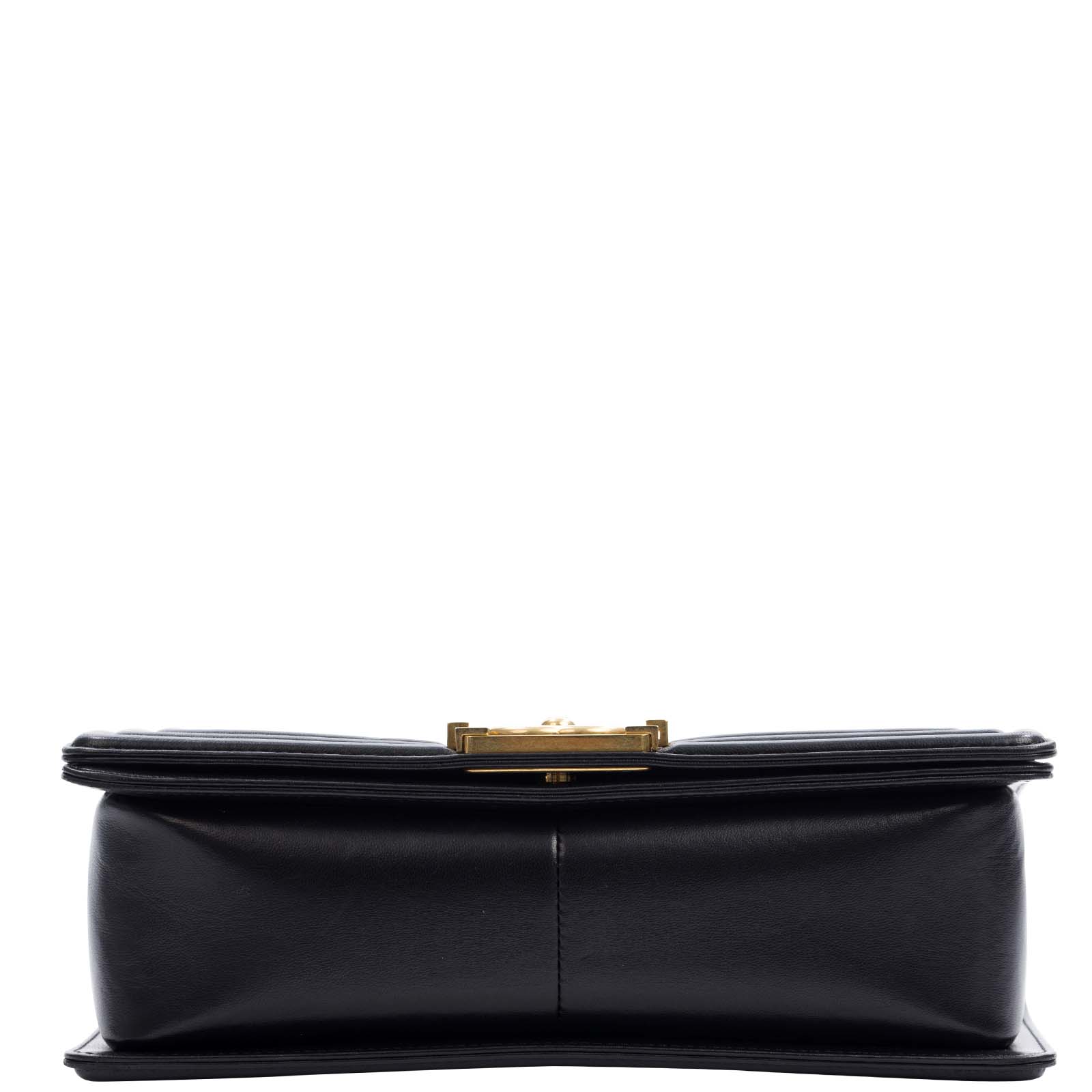 Chanel Boy Old Medium | 21 series