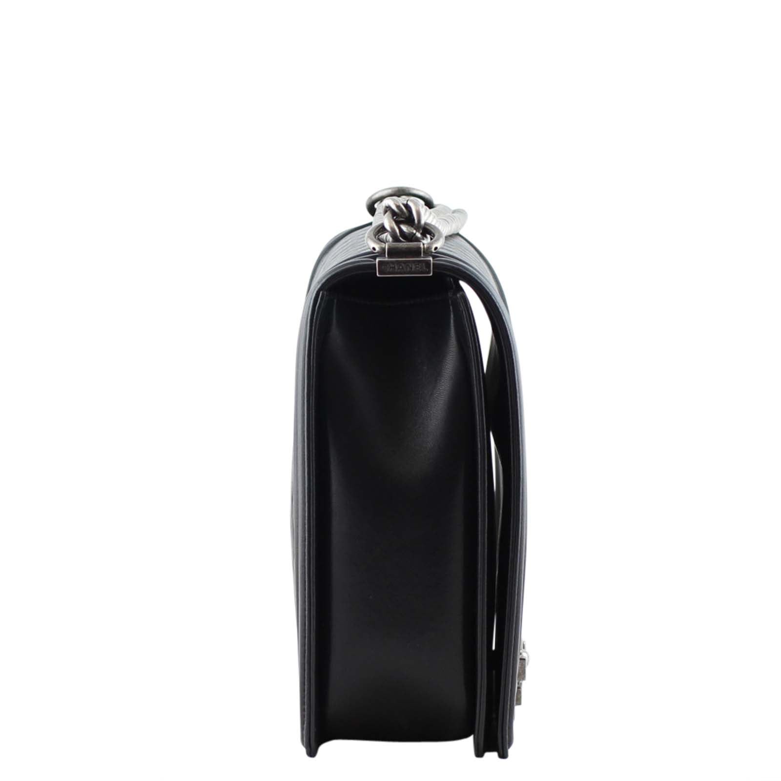Chanel Boy Large | 16 Series