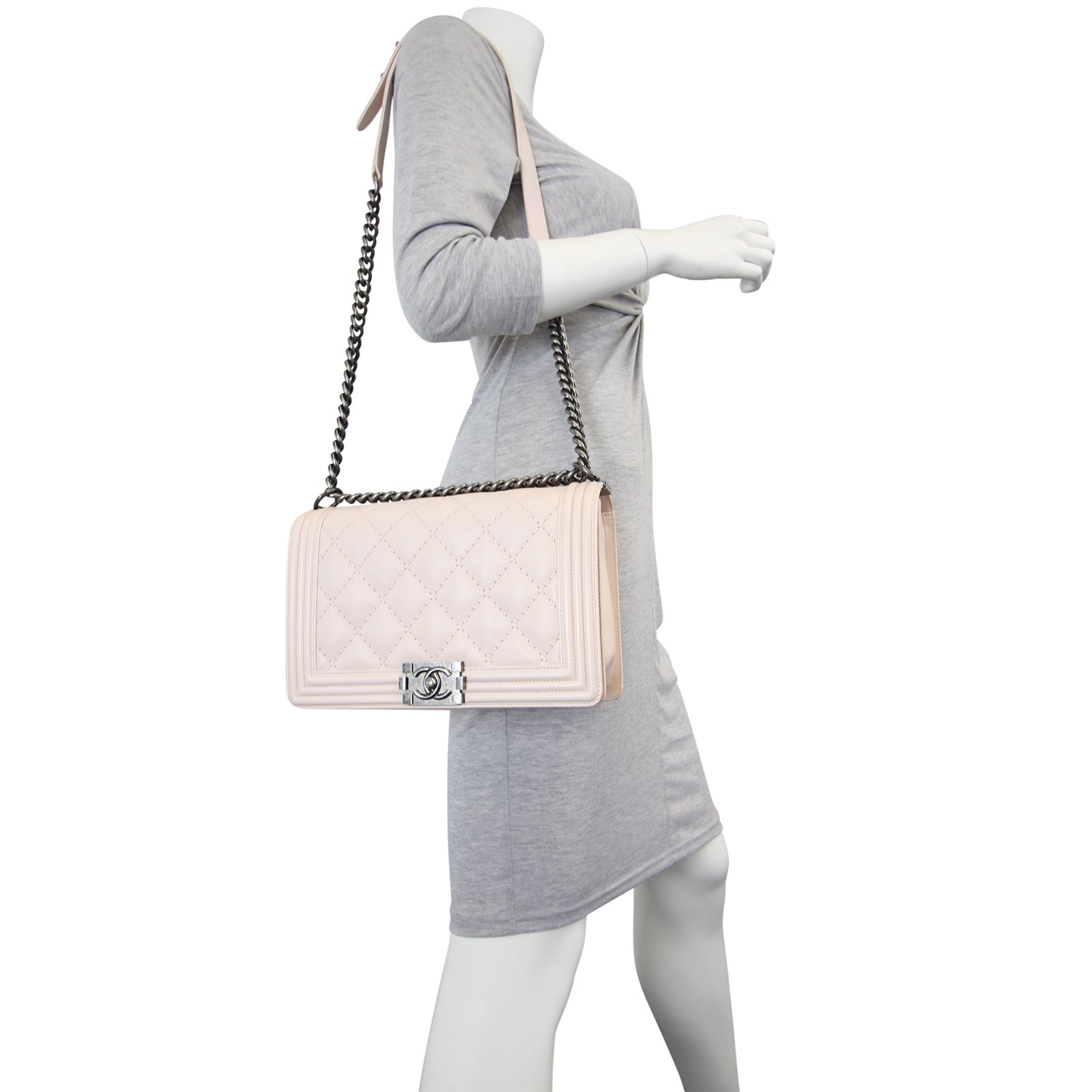 Chanel Boy Bag New Medium | Pale Pink