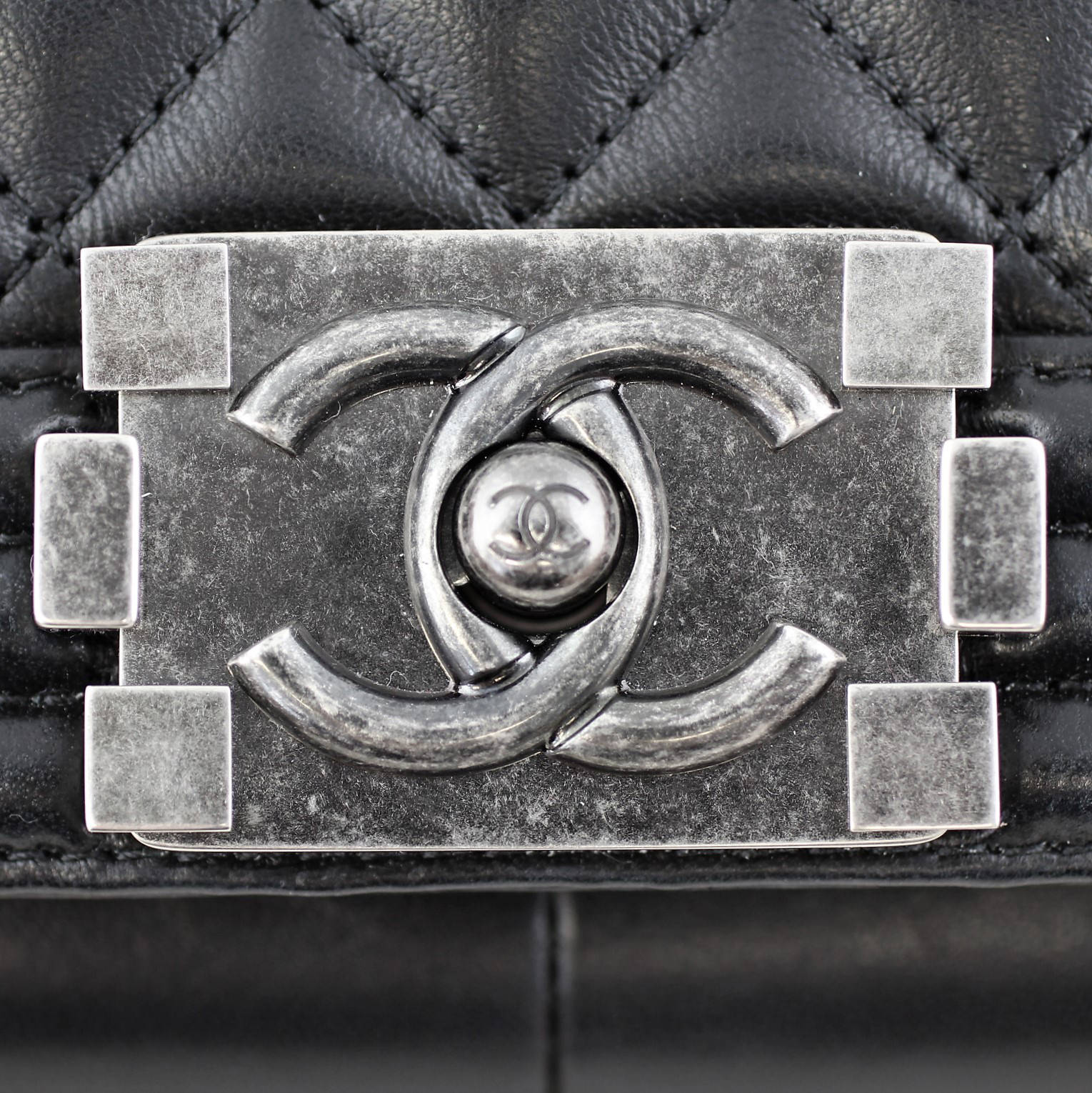 Chanel Boy Bag Old Medium | Black 24 Series