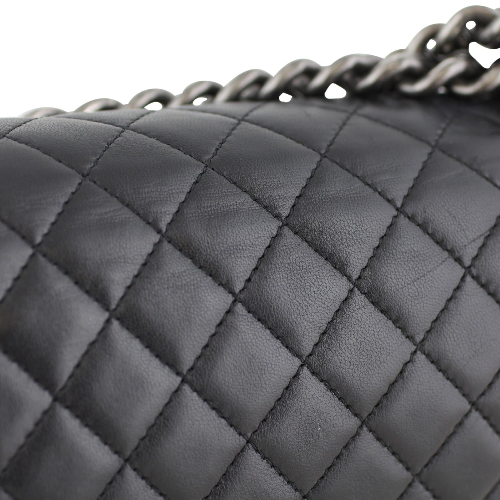 Chanel Boy Bag New Medium | Black
