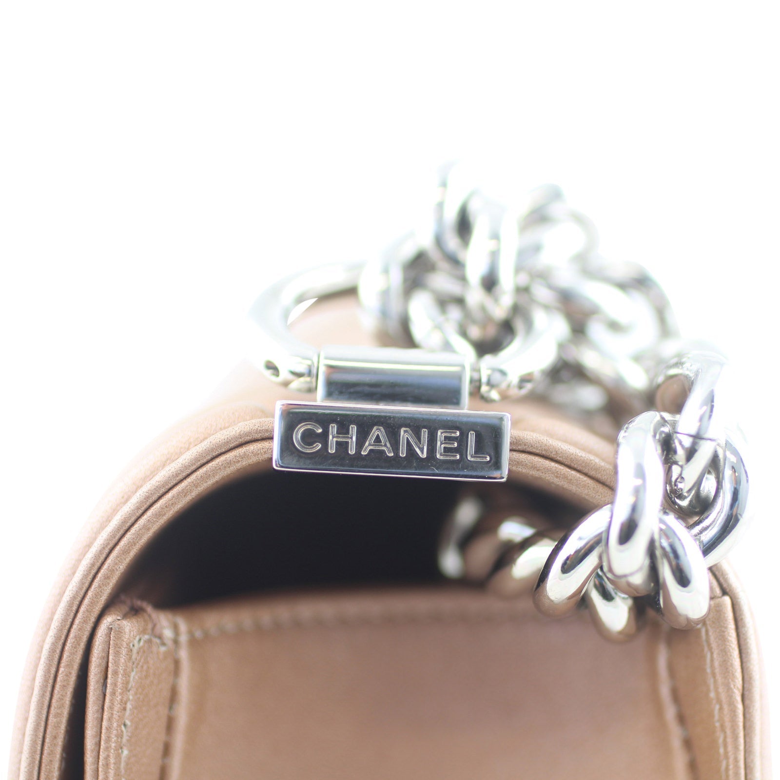 Chanel Boy Old Medium | 15 Series