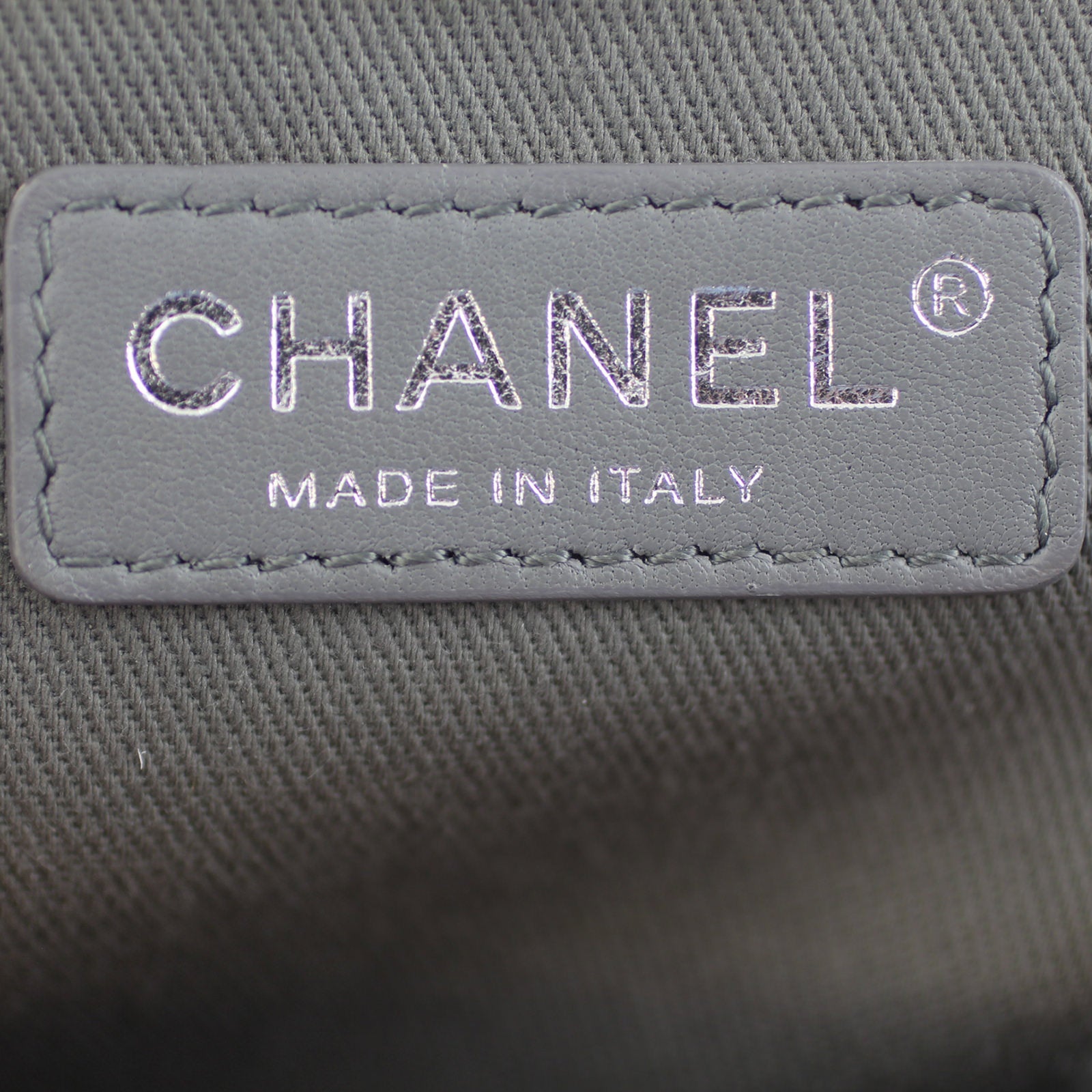 Chanel Boy Old Medium | 15 Series