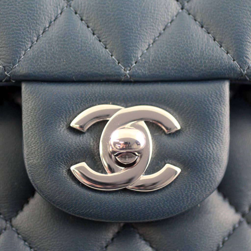 Chanel Classic Double Flap Small | 25 Series