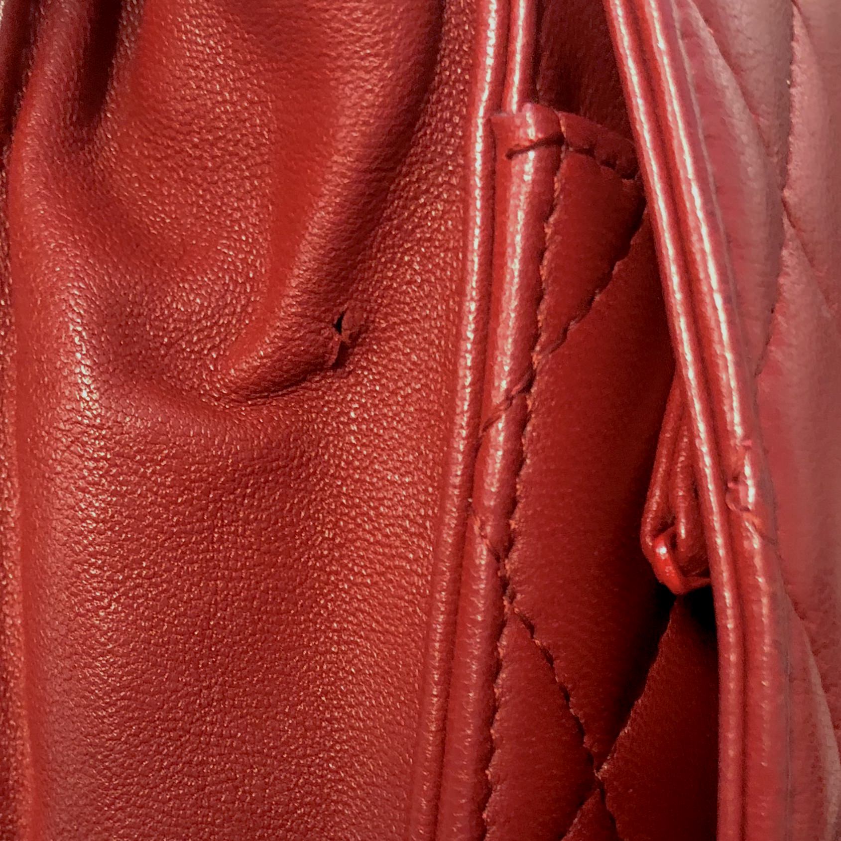 Chanel Classic Wallet on Chain | Red