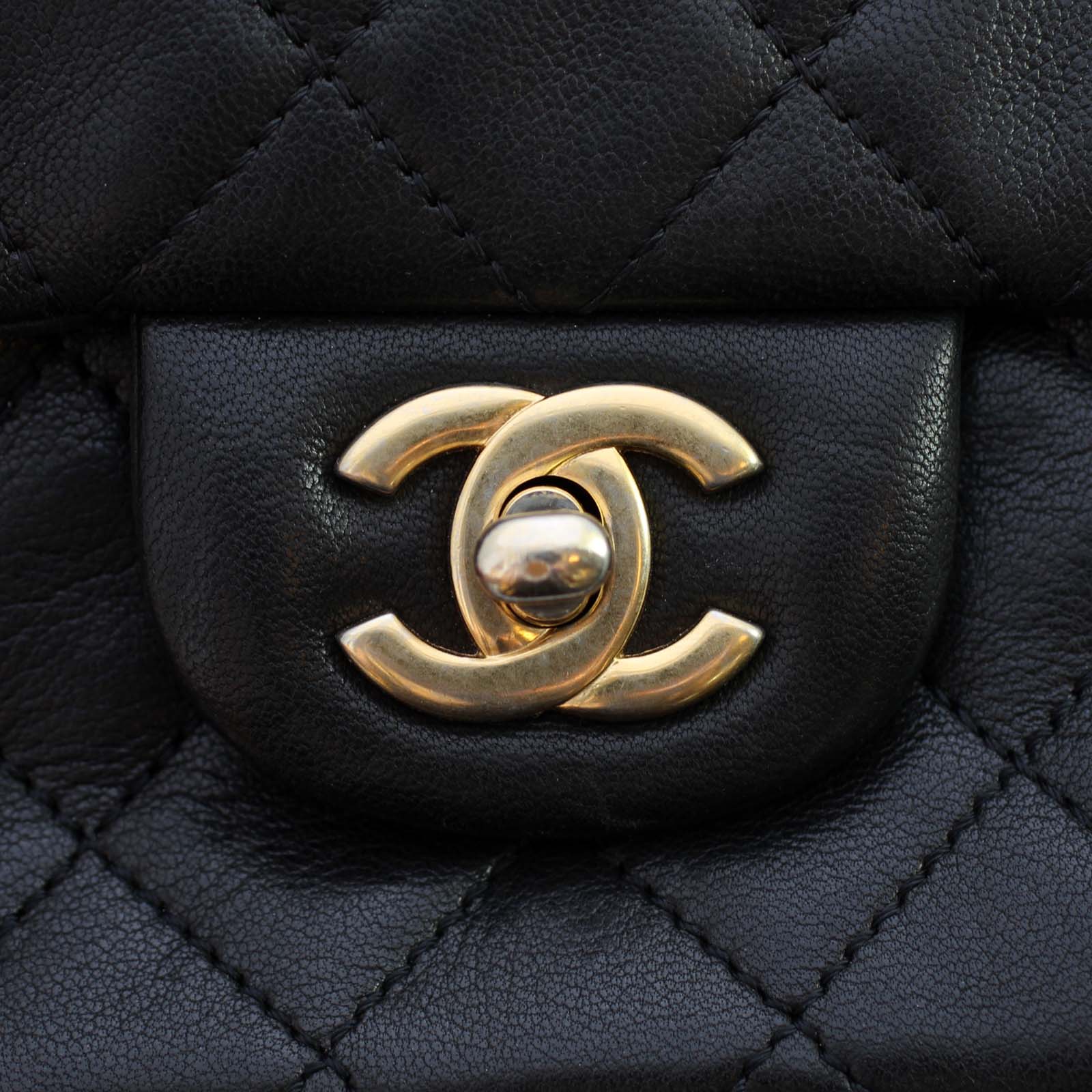Chanel Classic Flap Cruise Charm Medium