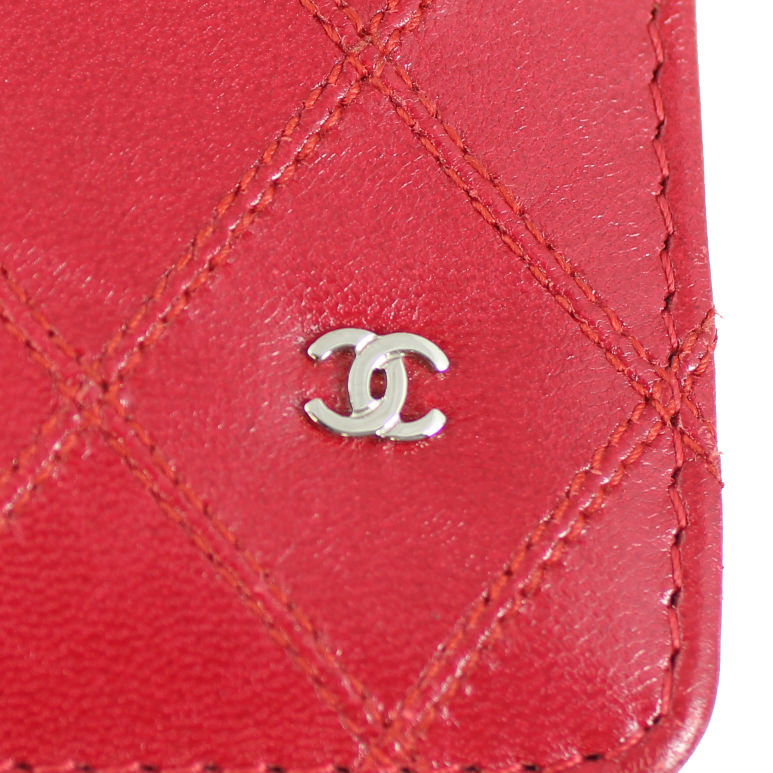 Chanel Double Stitch Yen Wallet