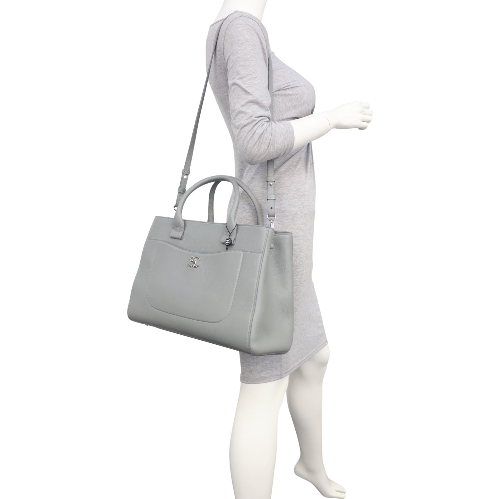 Chanel Neo Executive Medium Tote