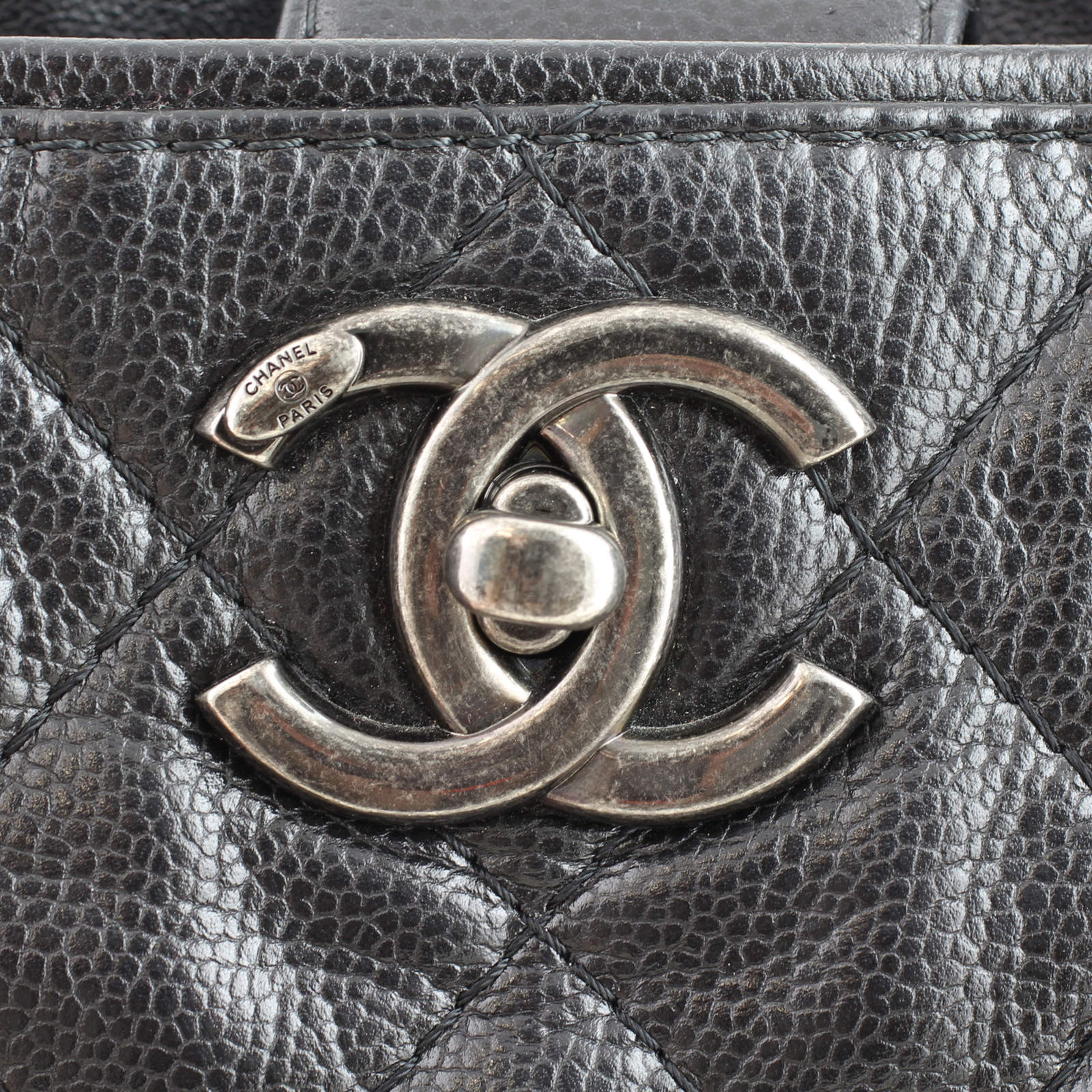 Chanel Be Caviar Tote Medium