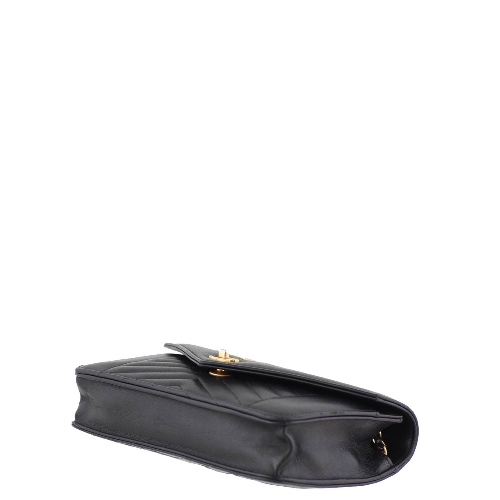 Chanel CC Envelope Wallet on Chain