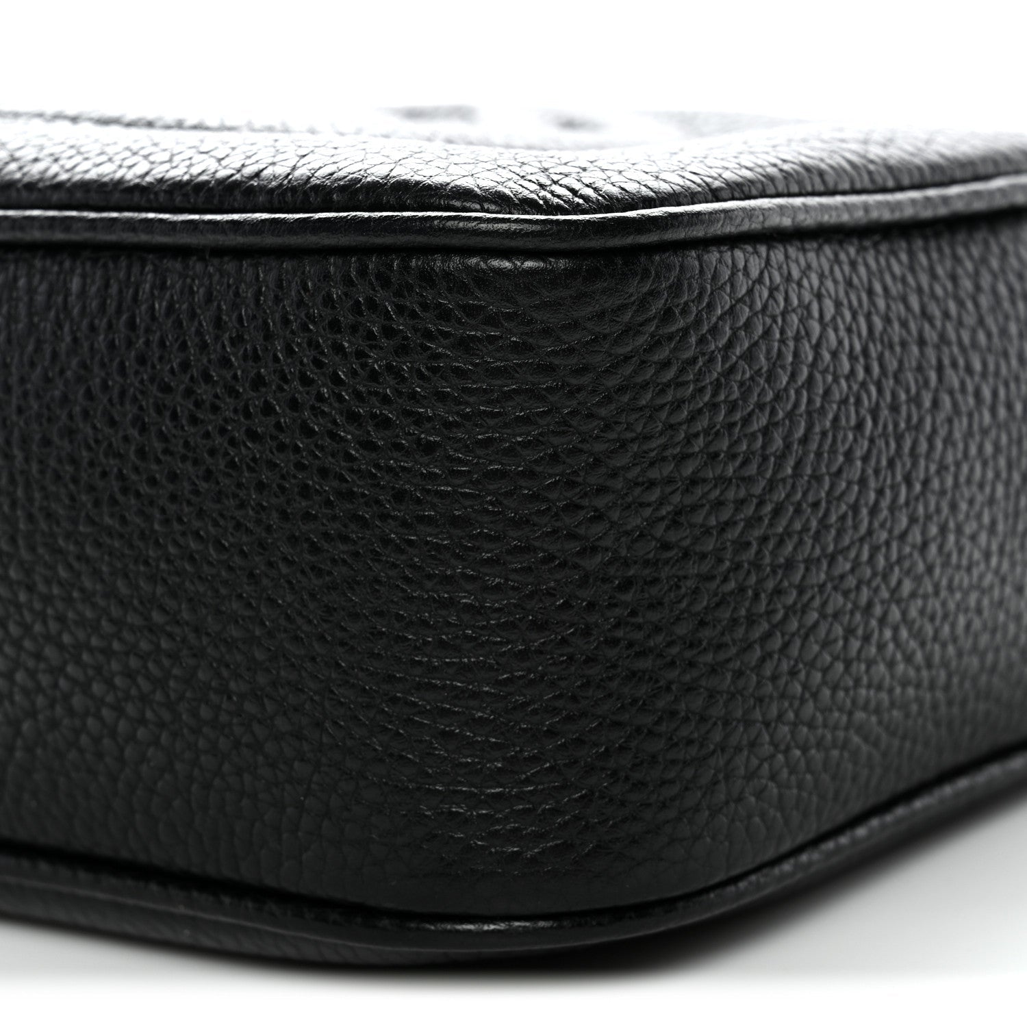 Pebbled Calfskin Small Soho Disco Bag Black