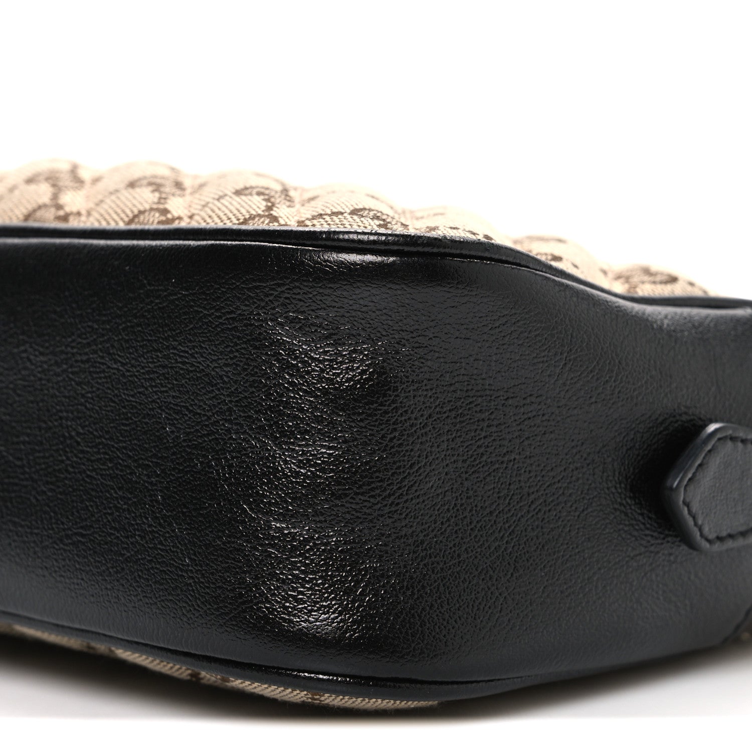 Monogram Matelasse Diagonal Small GG Marmont Chain Shoulder Bag Beige Black