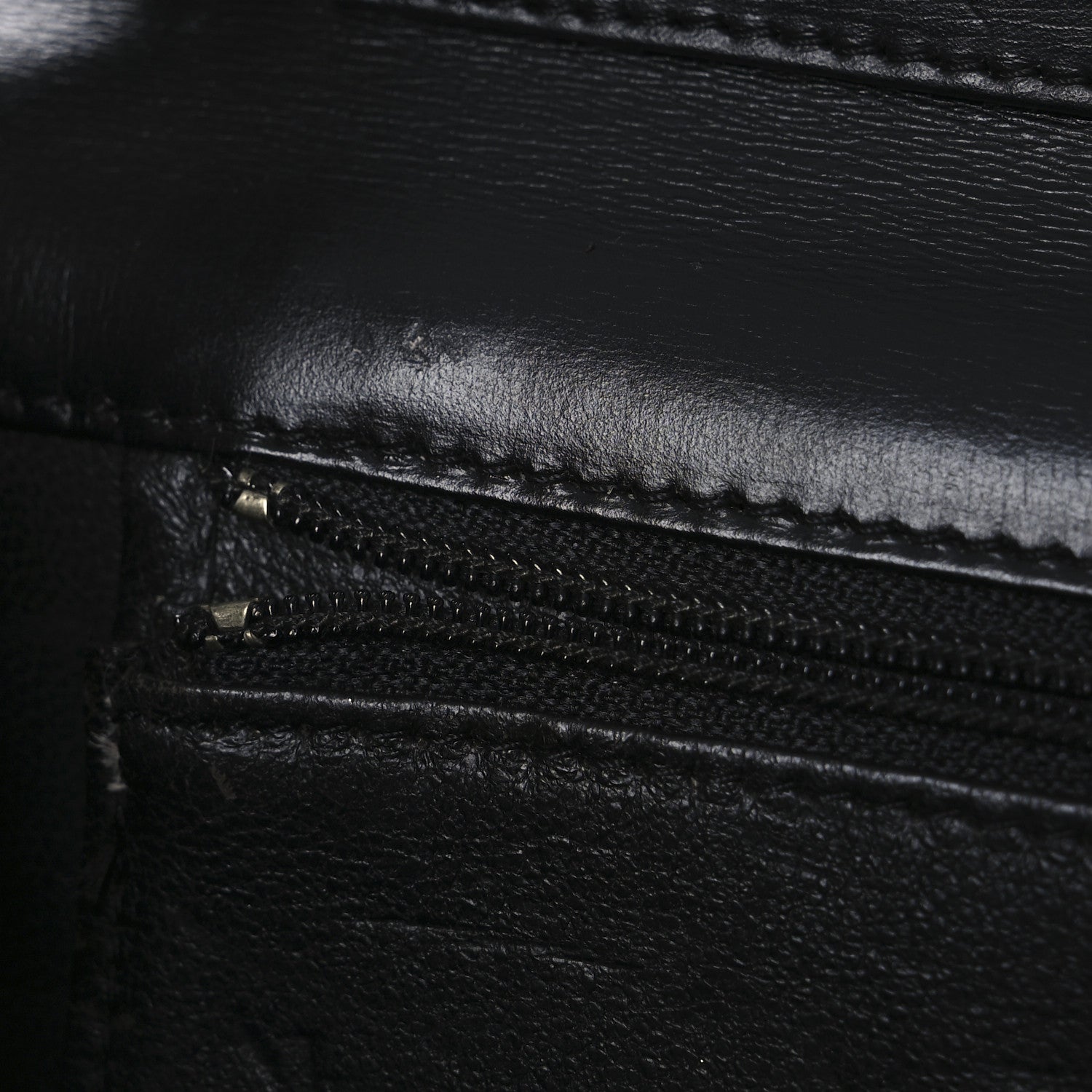 Lambskin Chevron Quilted Small Single Flap Black