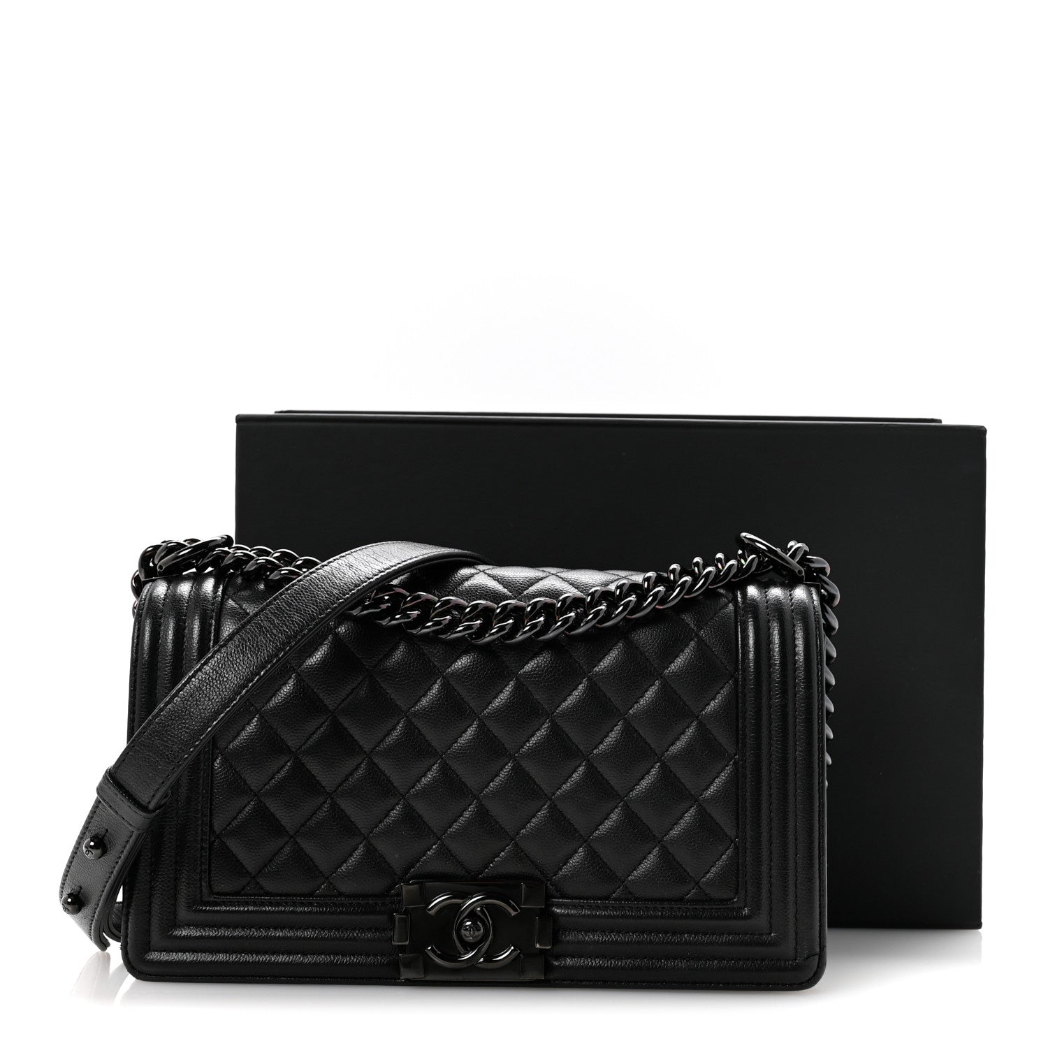 Caviar Quilted Medium Boy Flap So Black