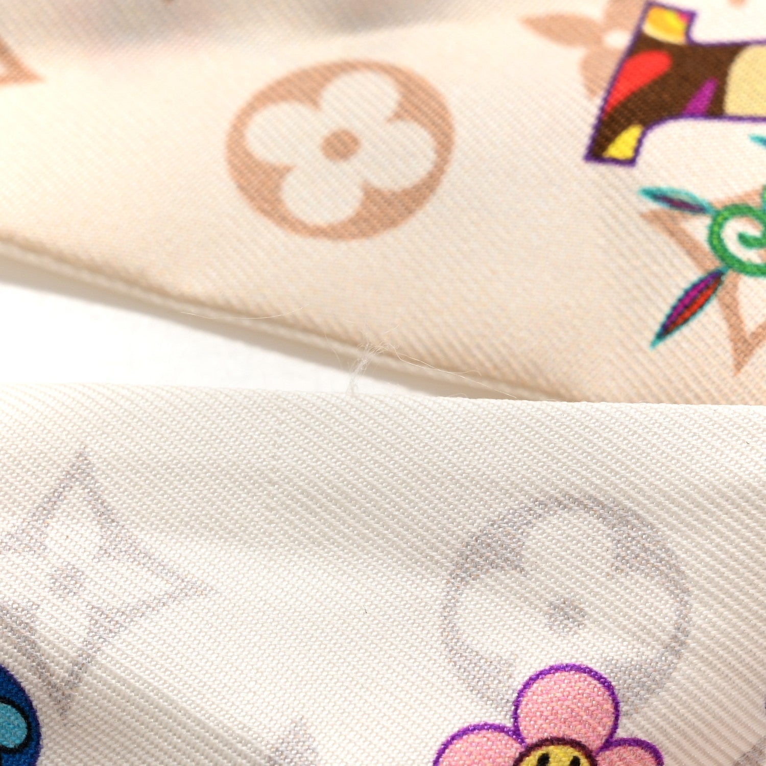 LV X TM Silk Superflat Monogram Bandeau White