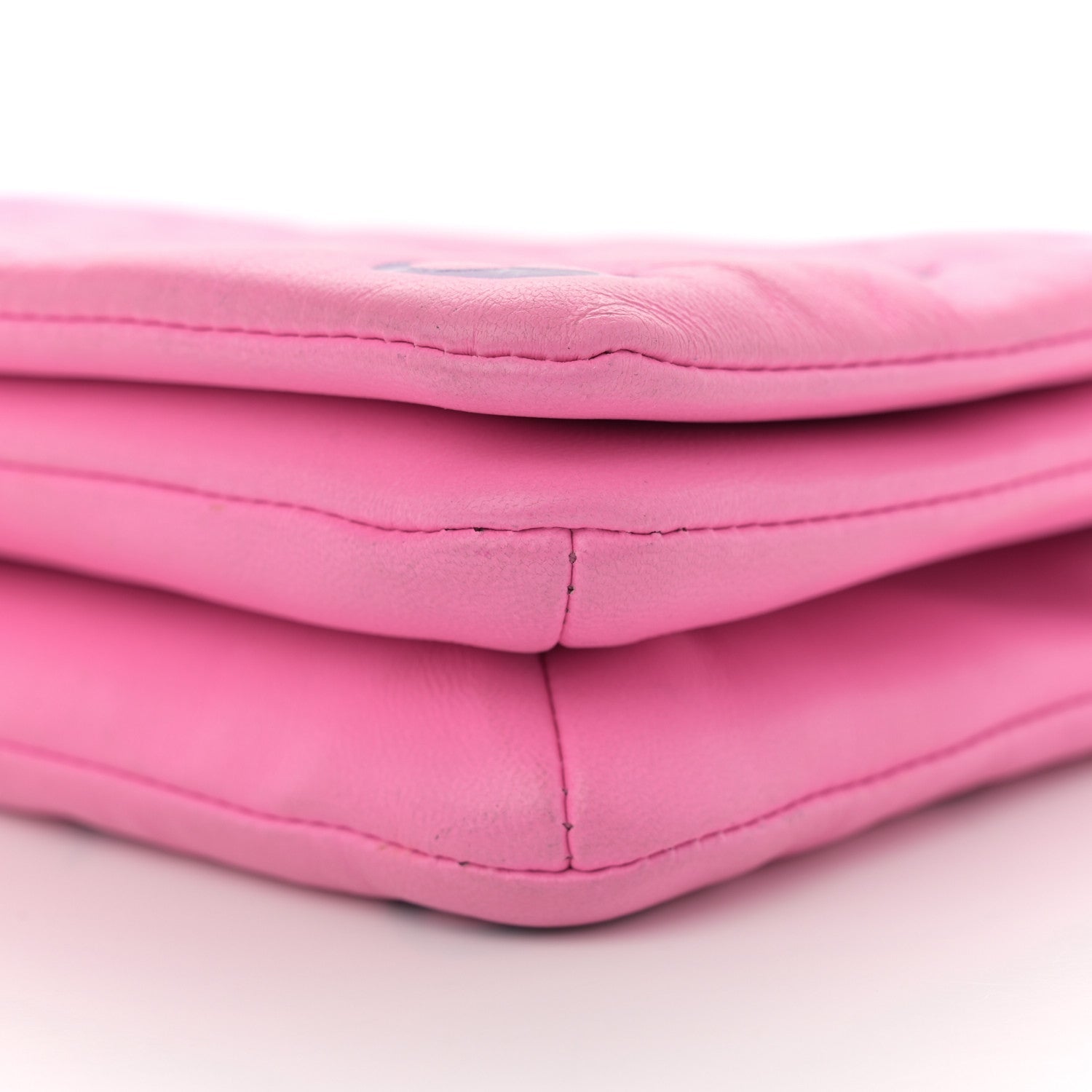 Lambskin Embossed Monogram Vuittamins Pochette Coussin Rose Violet