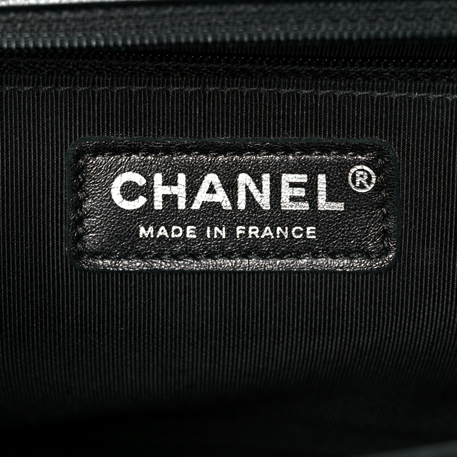 Grained Calfskin Quilted New Medium Boy Flap Black