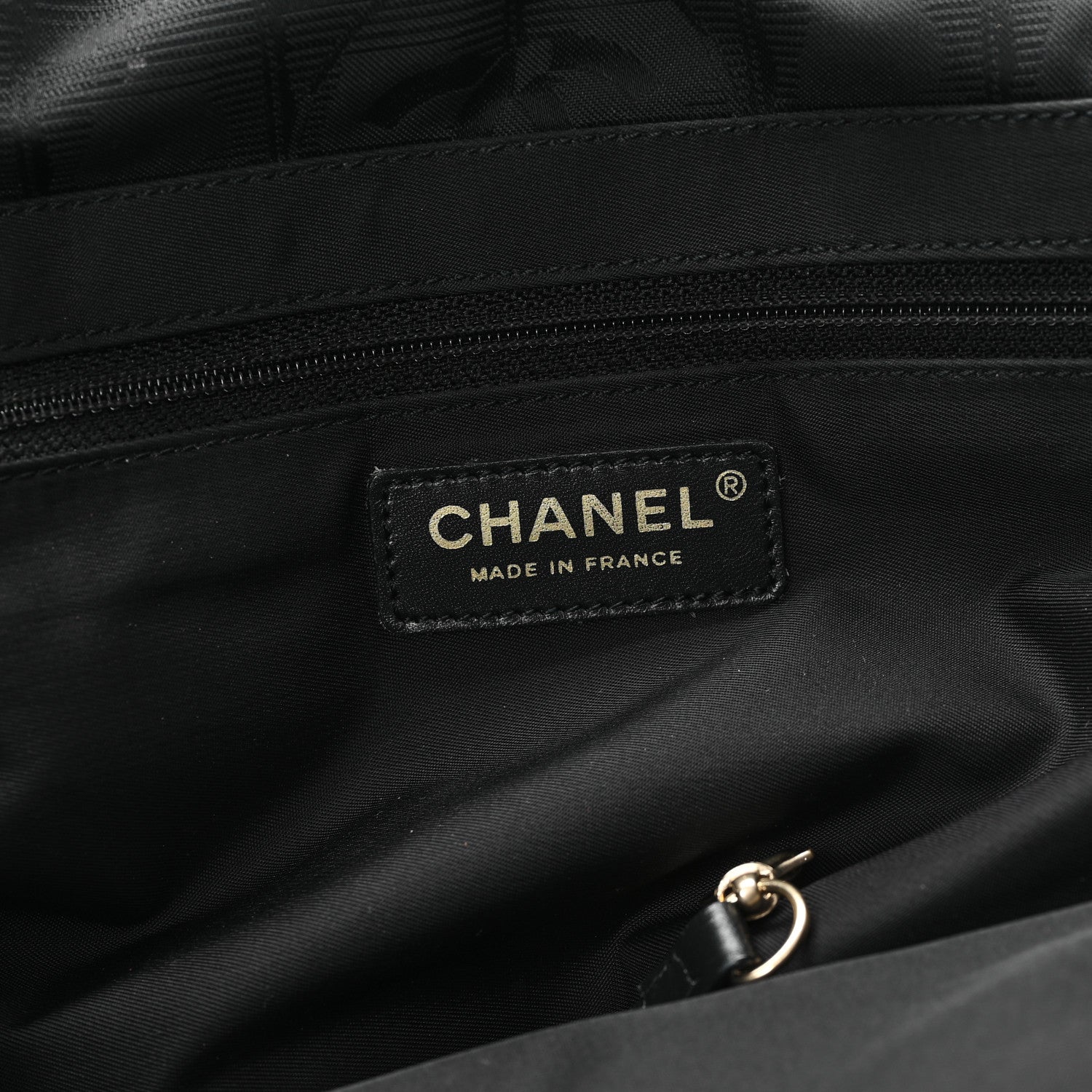 Nylon Medium Travel Tote Black