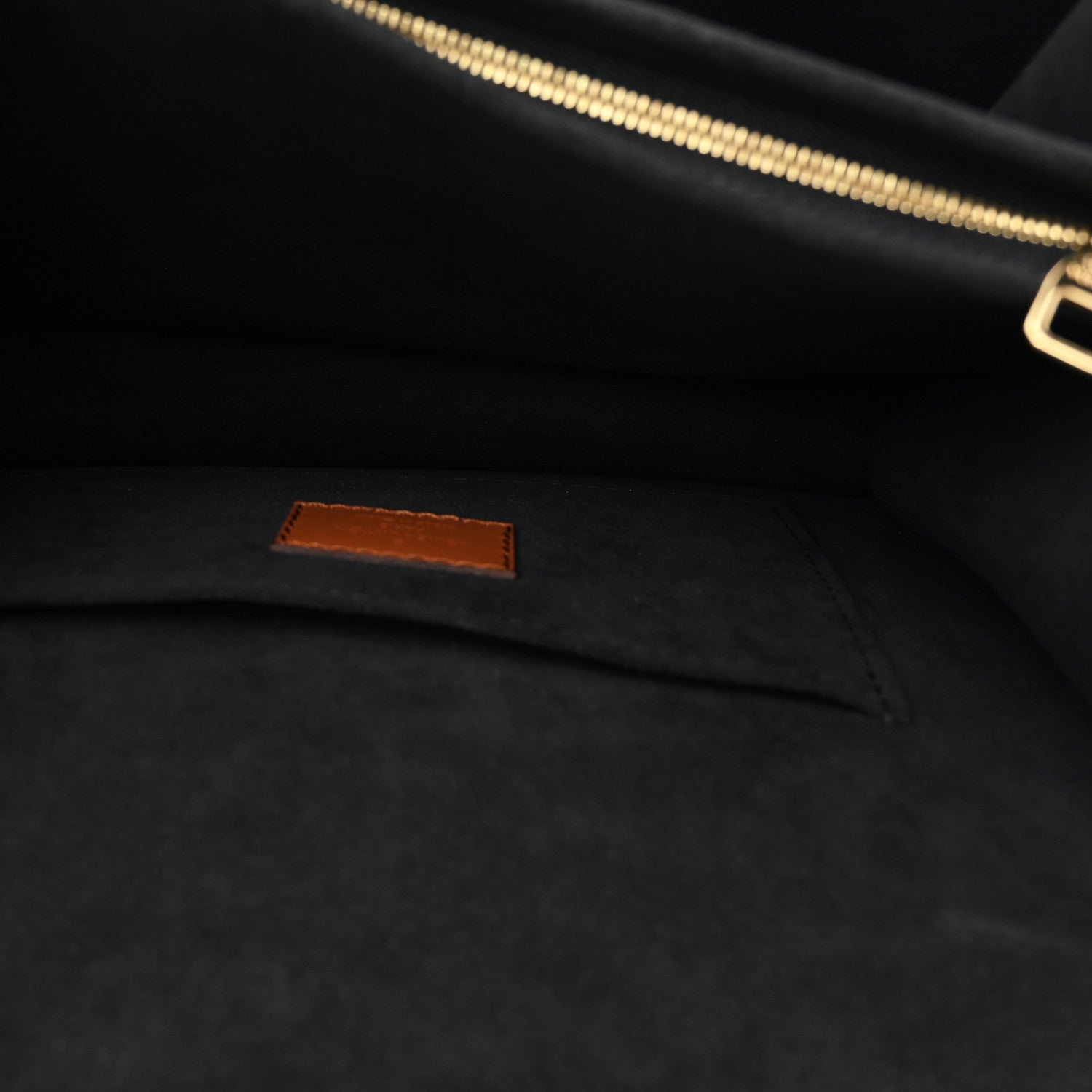 Reverse Monogram Dauphine MM