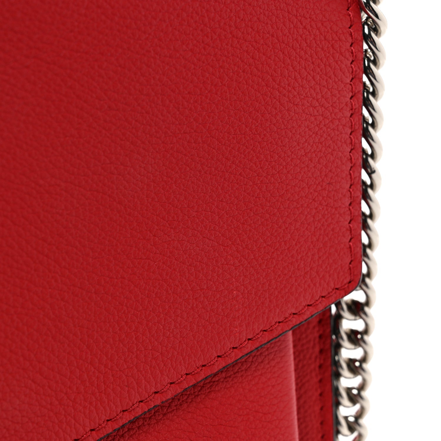 Soft Calfskin Mylockme Chain Bag BB Rubis