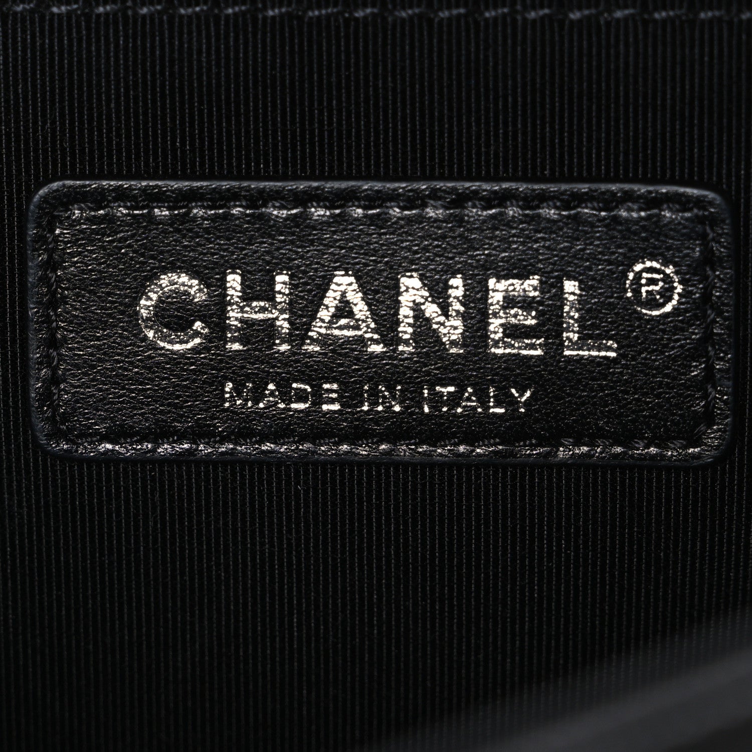 Caviar Quilted New Medium Boy Flap Black