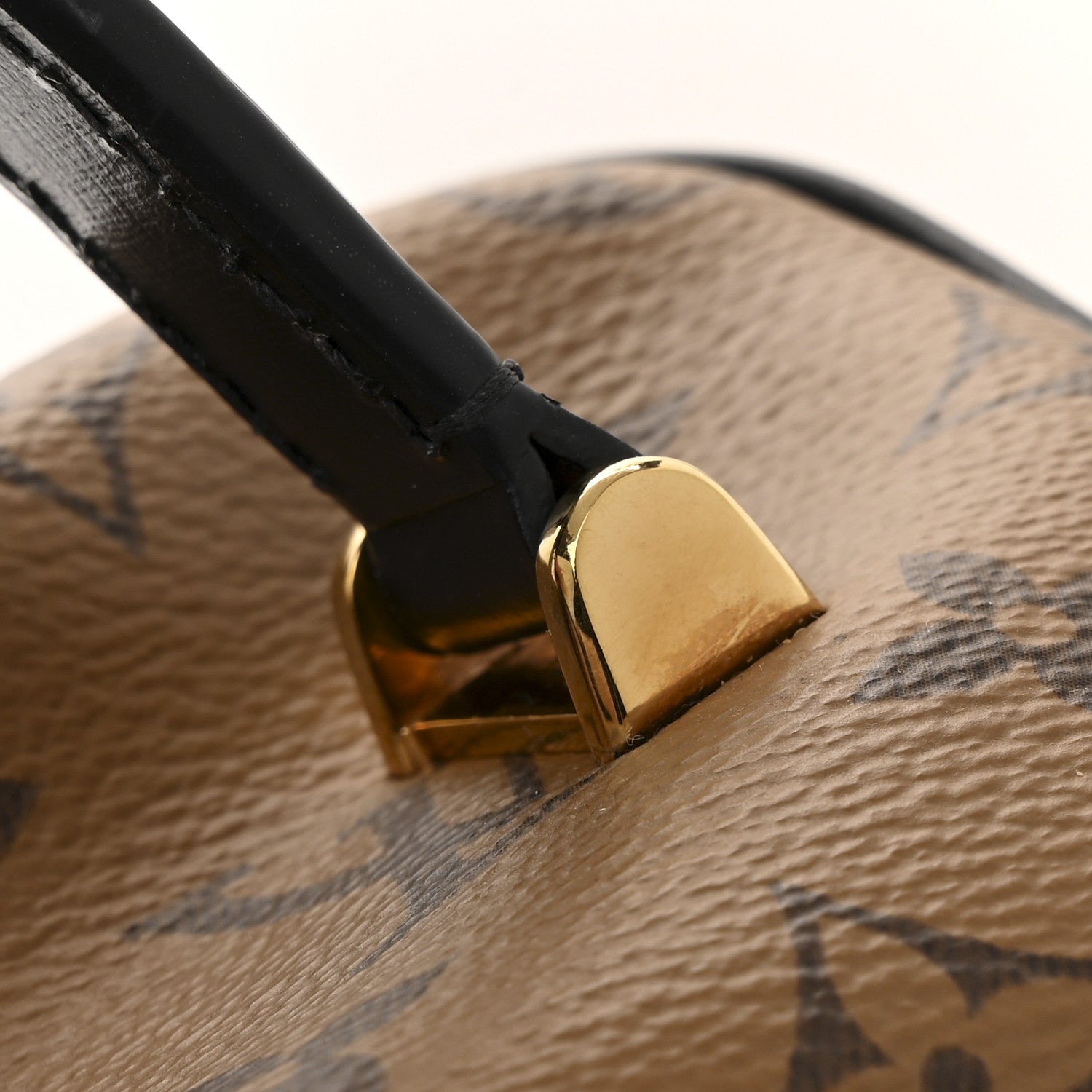 Reverse Monogram Vanity PM