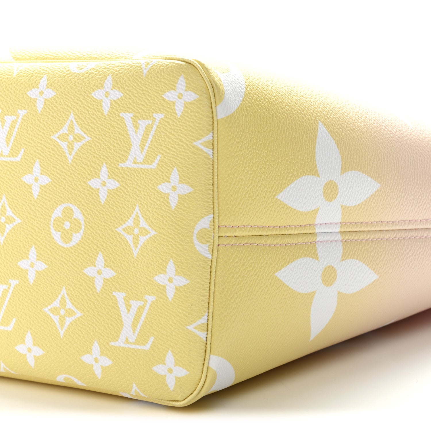 Monogram Giant By The Pool Neverfull MM Light Pink