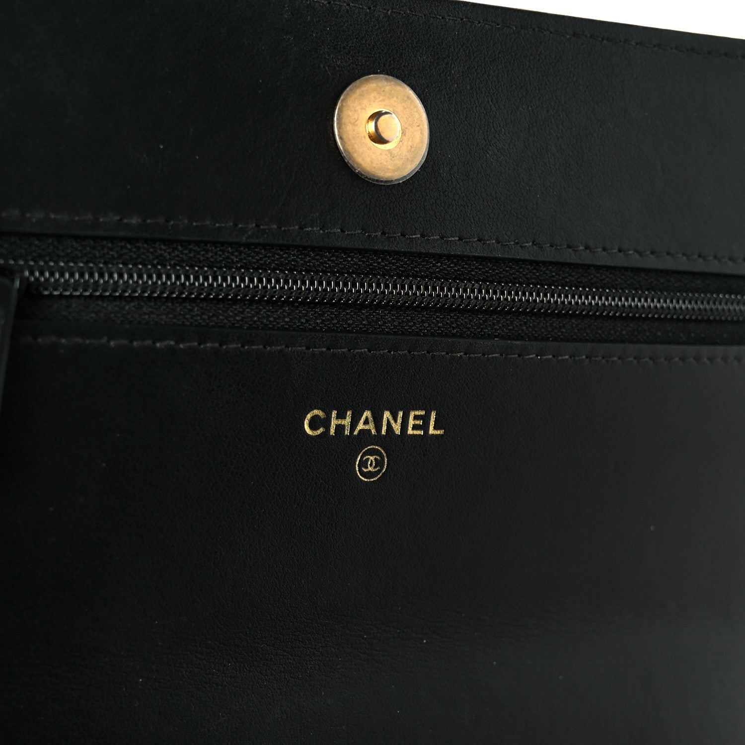 Goatskin Quilted Chanel 19 Wallet On Chain WOC Black