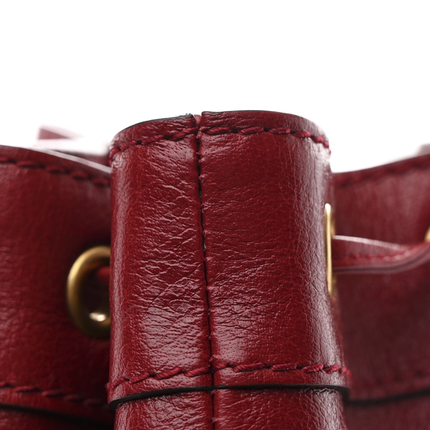 Piuma Lux Energy Medium Re(Belle) Convertible Bucket Bag Hibiscus Red