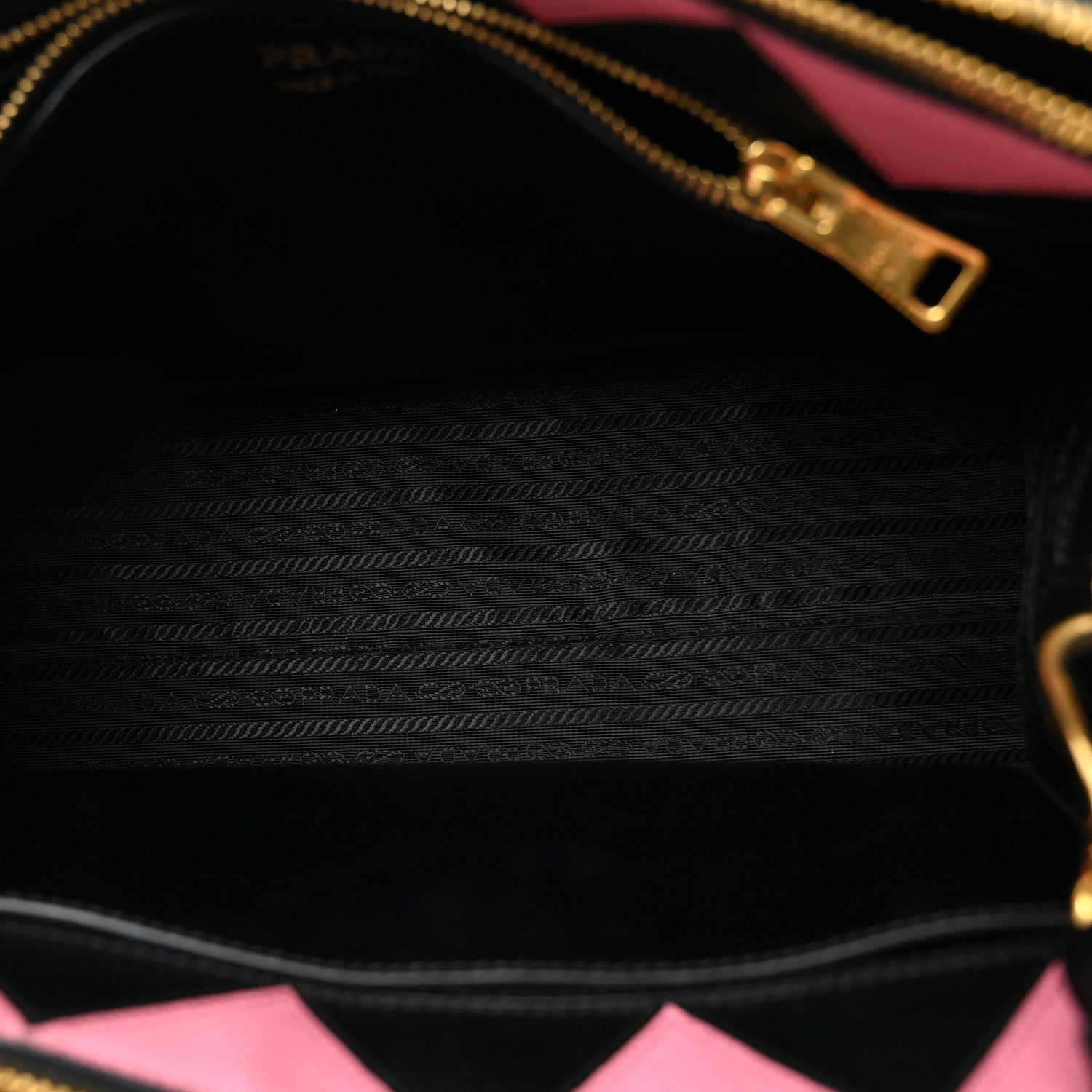 Saffiano Greche Greca Paradigme Bag Black Pink