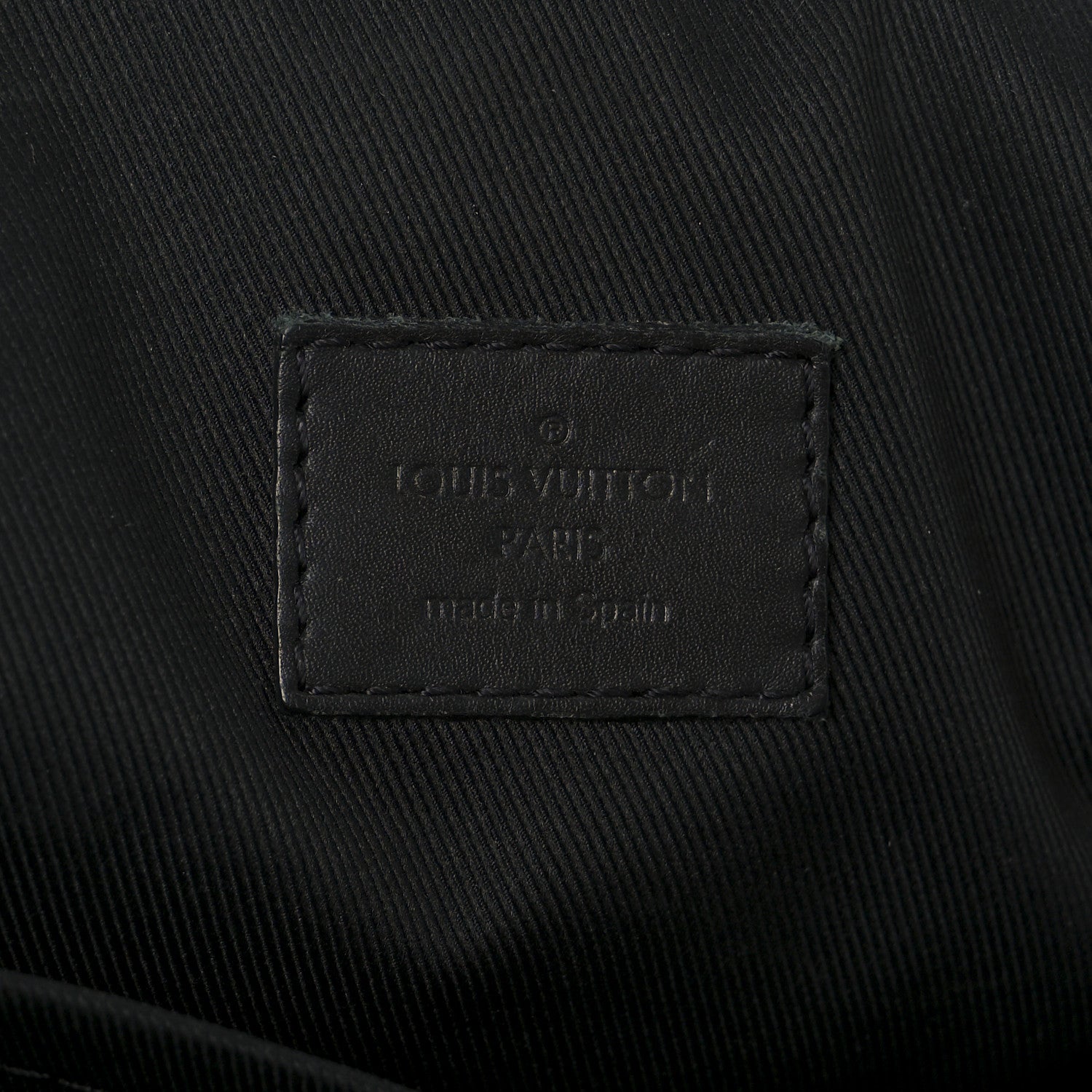Damier Infini District PM Onyx