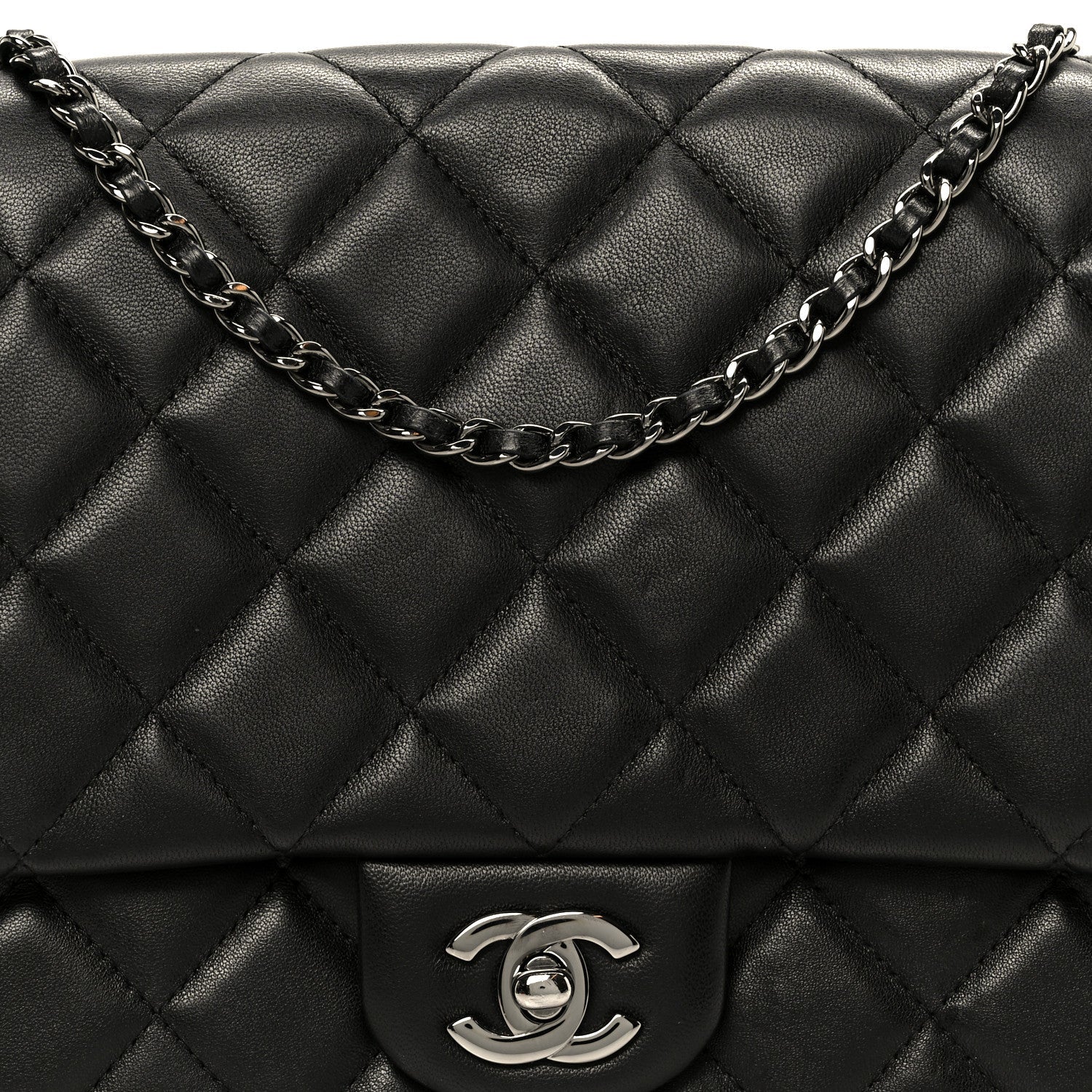 Lambskin Quilted Clutch With Chain Flap Black