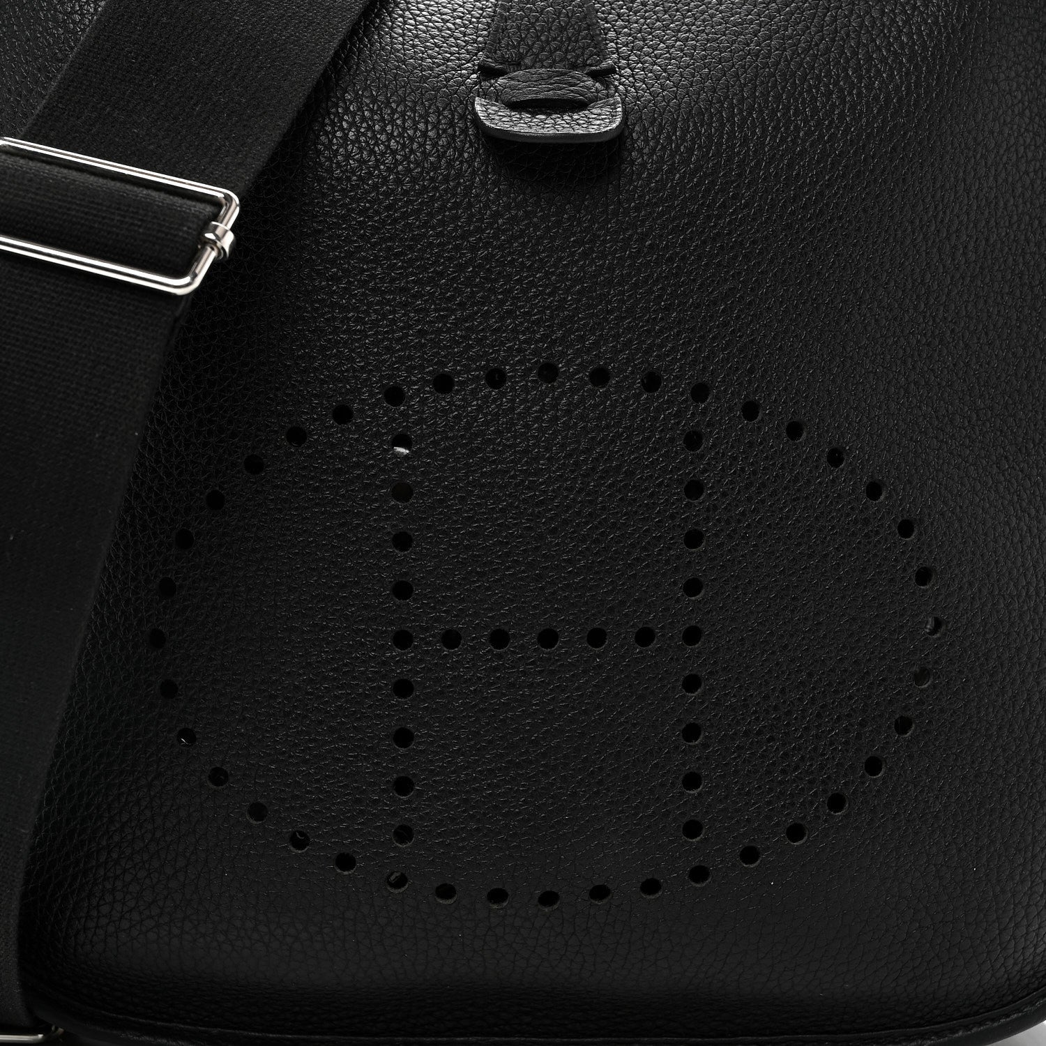 Taurillon Clemence Evelyne III PM Black