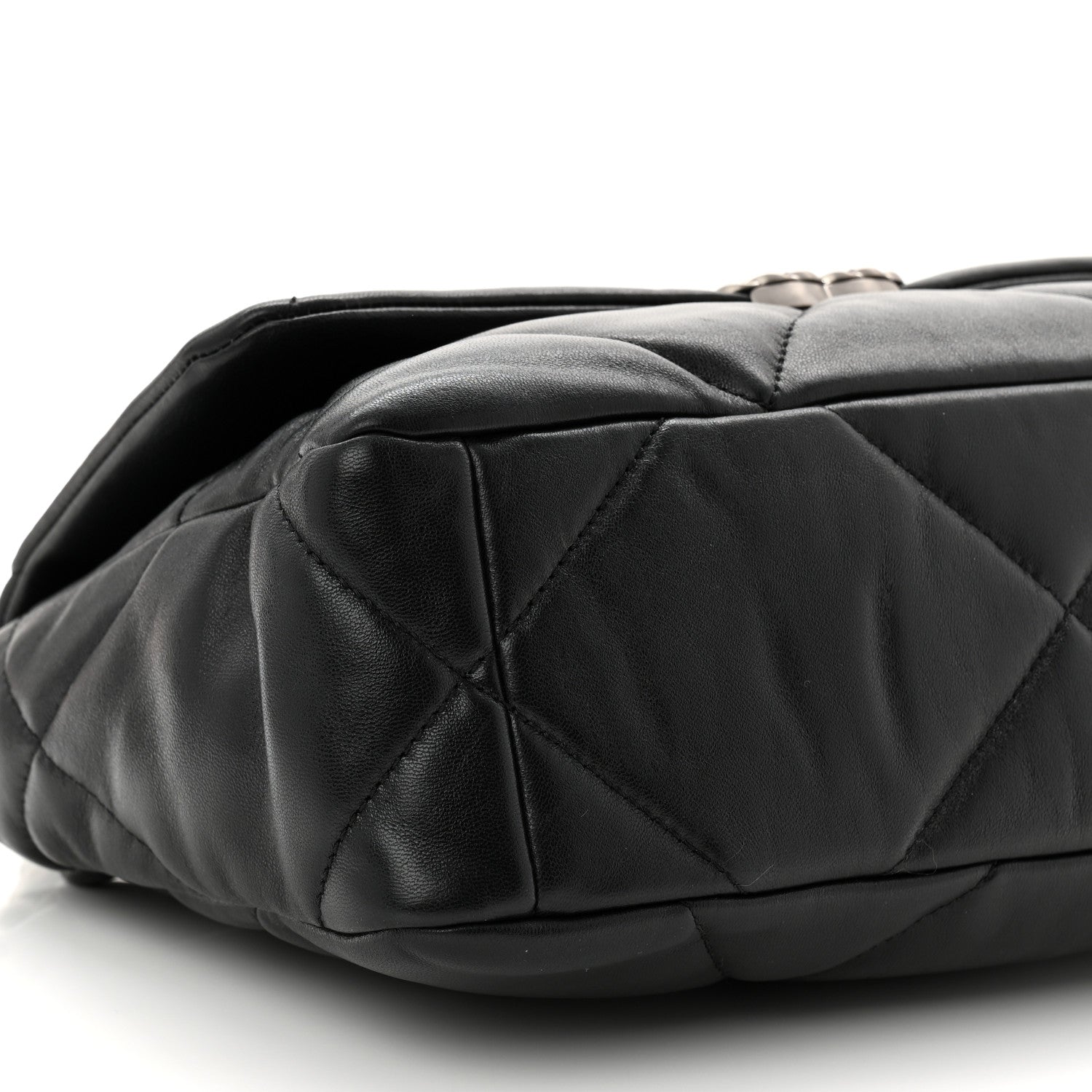 Lambskin Quilted Medium Chanel 19 Flap Black