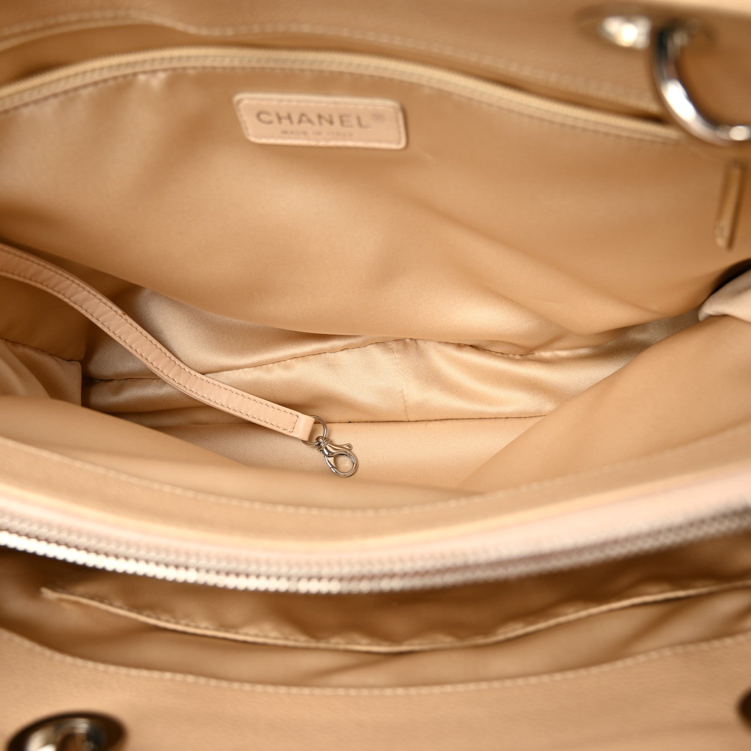 Caviar Quilted Grand Shopping Tote GST Beige