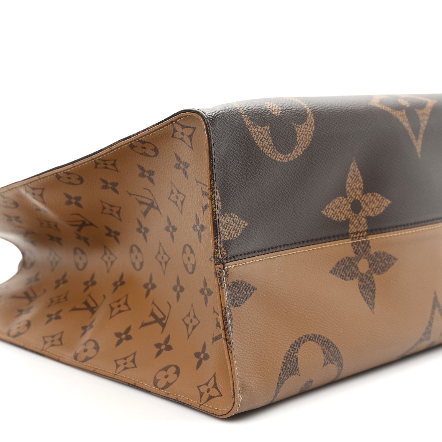 Reverse Monogram Giant Onthego GM