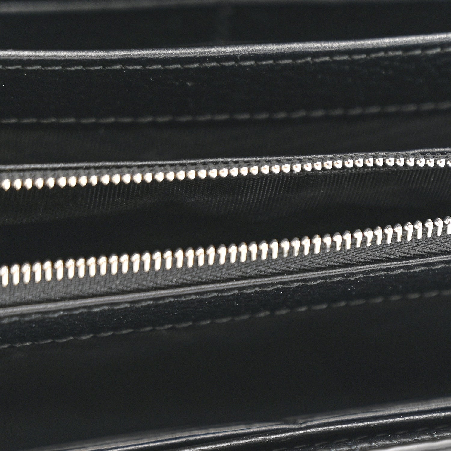 Calfskin Mini Dionysus Chain Wallet Black
