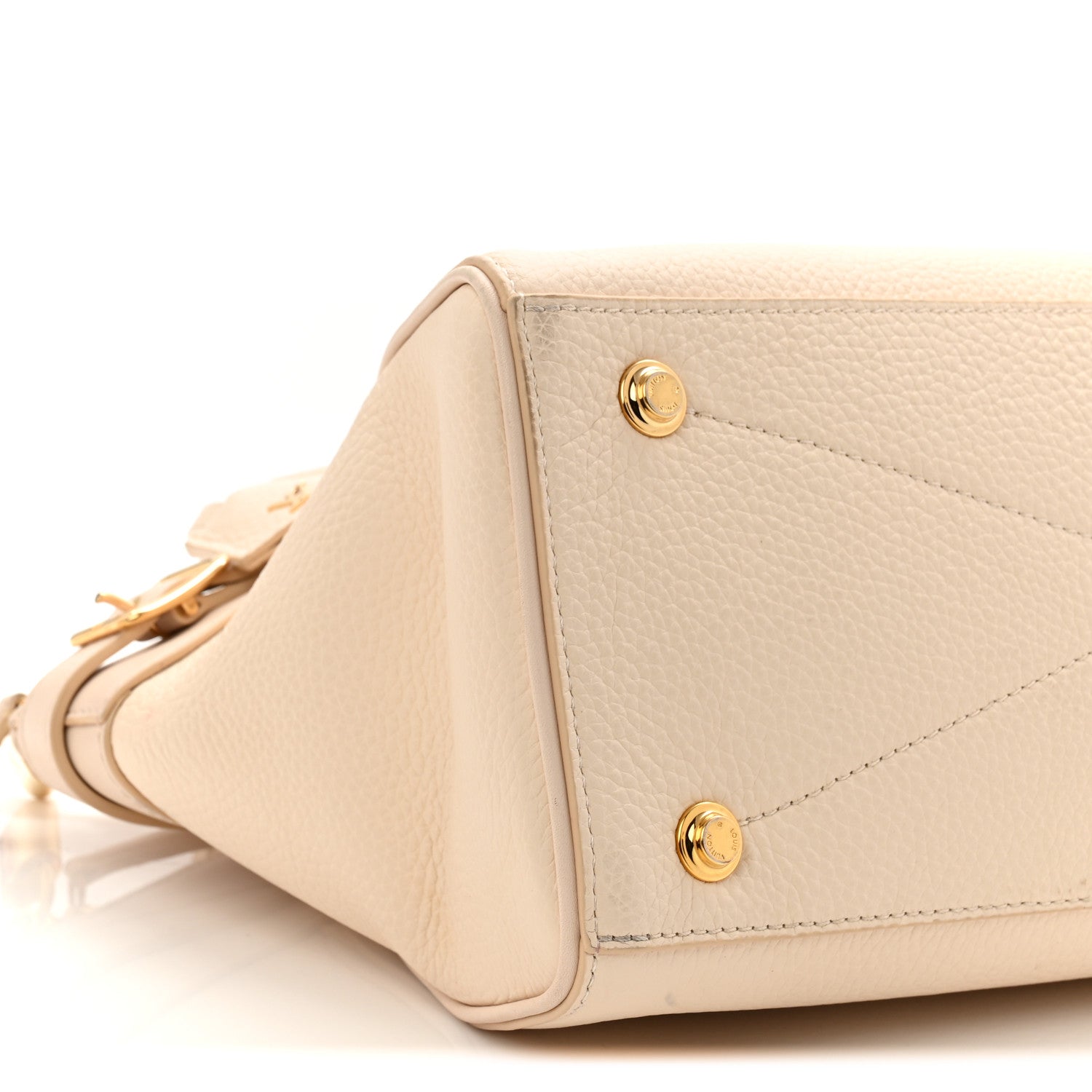 Taurillon Calfskin Vendome MM Creme