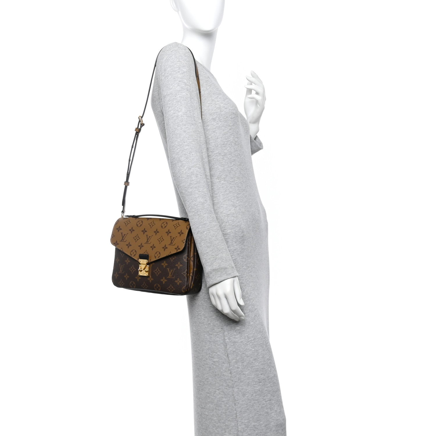 Reverse Monogram Pochette Metis