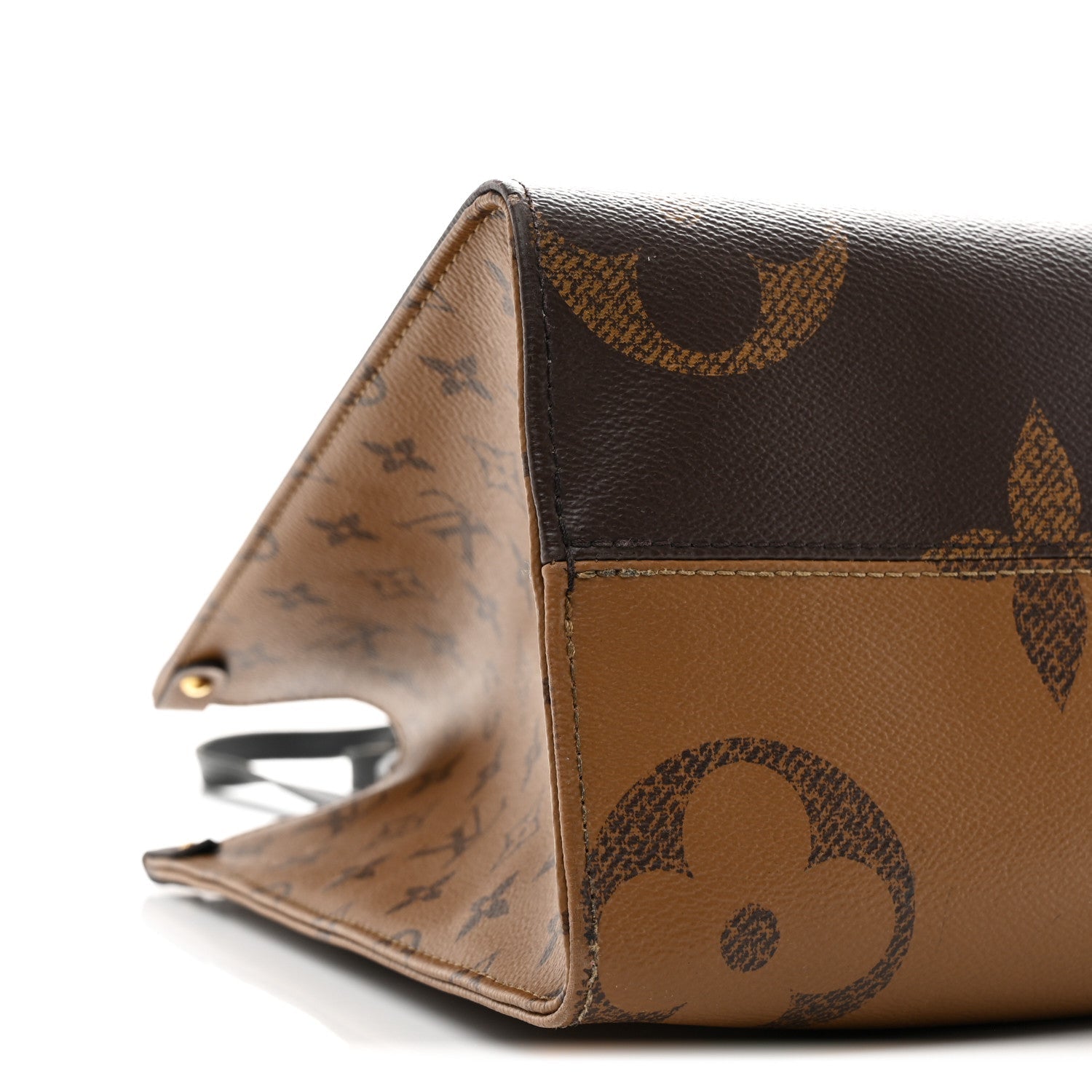 Reverse Monogram Giant Onthego MM